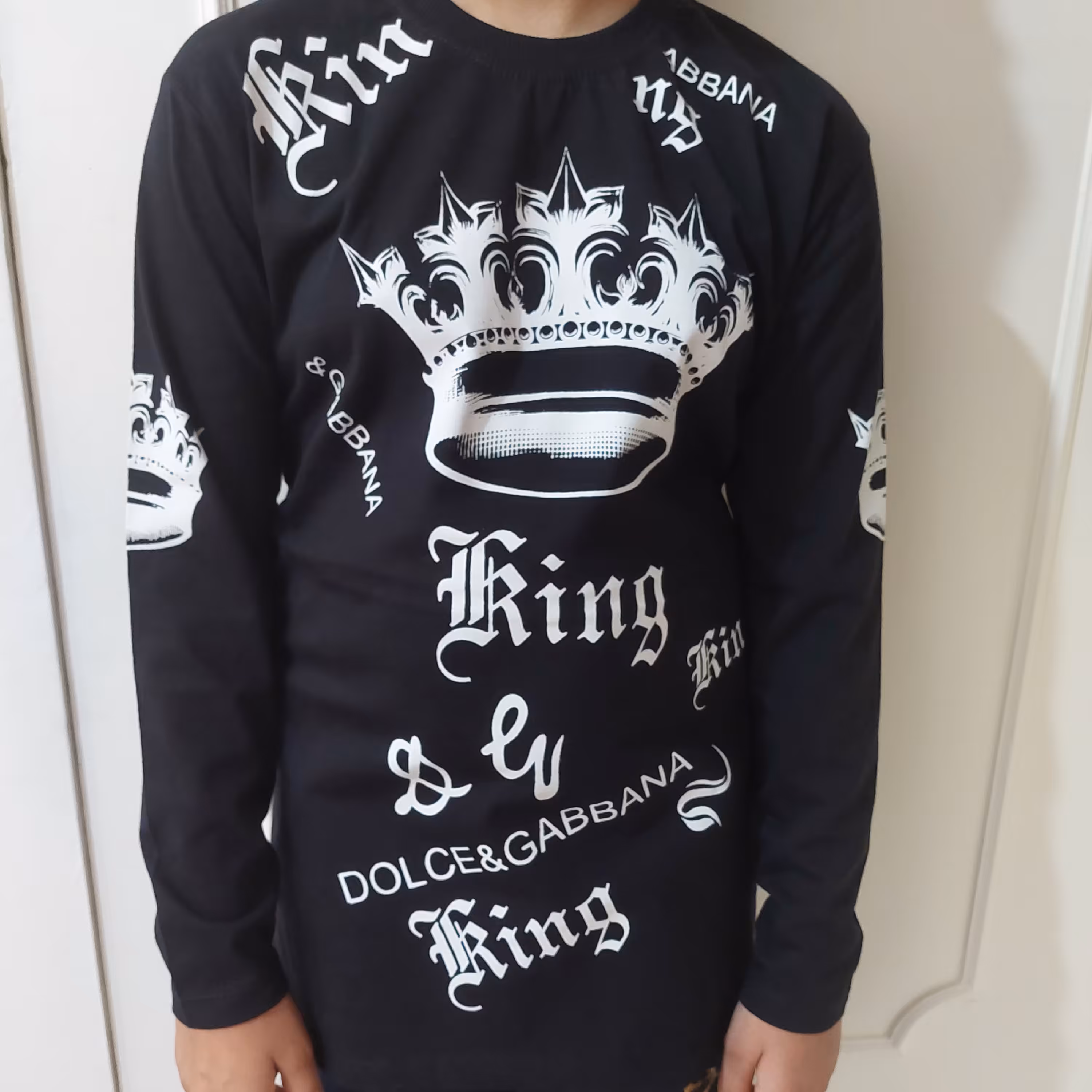 لباس تک  آستین بلند بچه گانه رنگ مشکی و سفید جنس پنبه عالی سایز 60 ارسال رایگان 