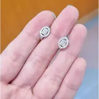 گوشواره نقره زنانه طرح حلقه ای عیار 925 با آبکاری طلا سفید