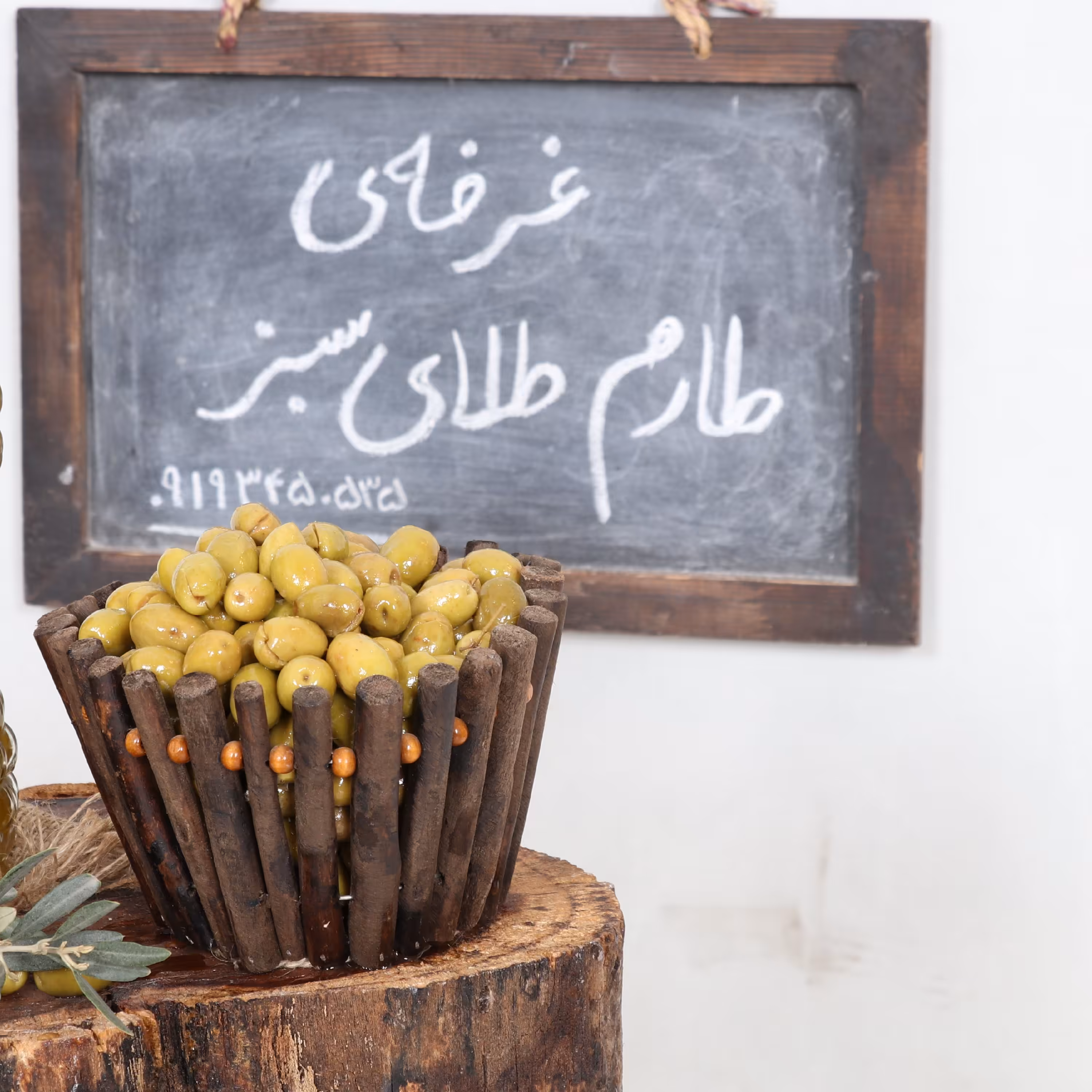 7 کیلو  زیتون شکسته درشت درجه یک  طارم مستقیم از باغدار  با تضمین برگشت در صورت نارضایتی 