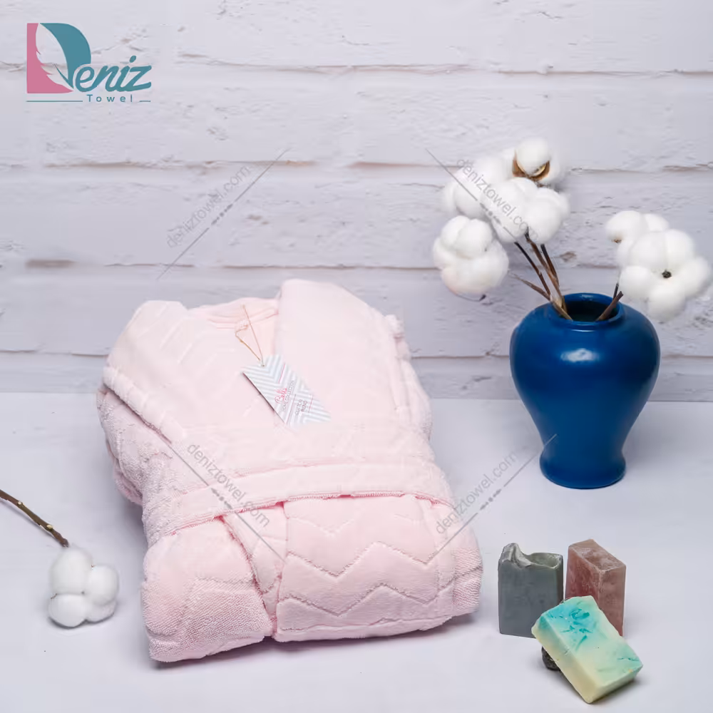 حوله تن پوش البروس رنگ صورتی