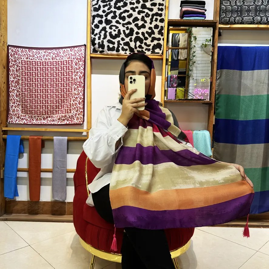 شال طرح رنگی منگوله دار نخی بهاره کد 4248