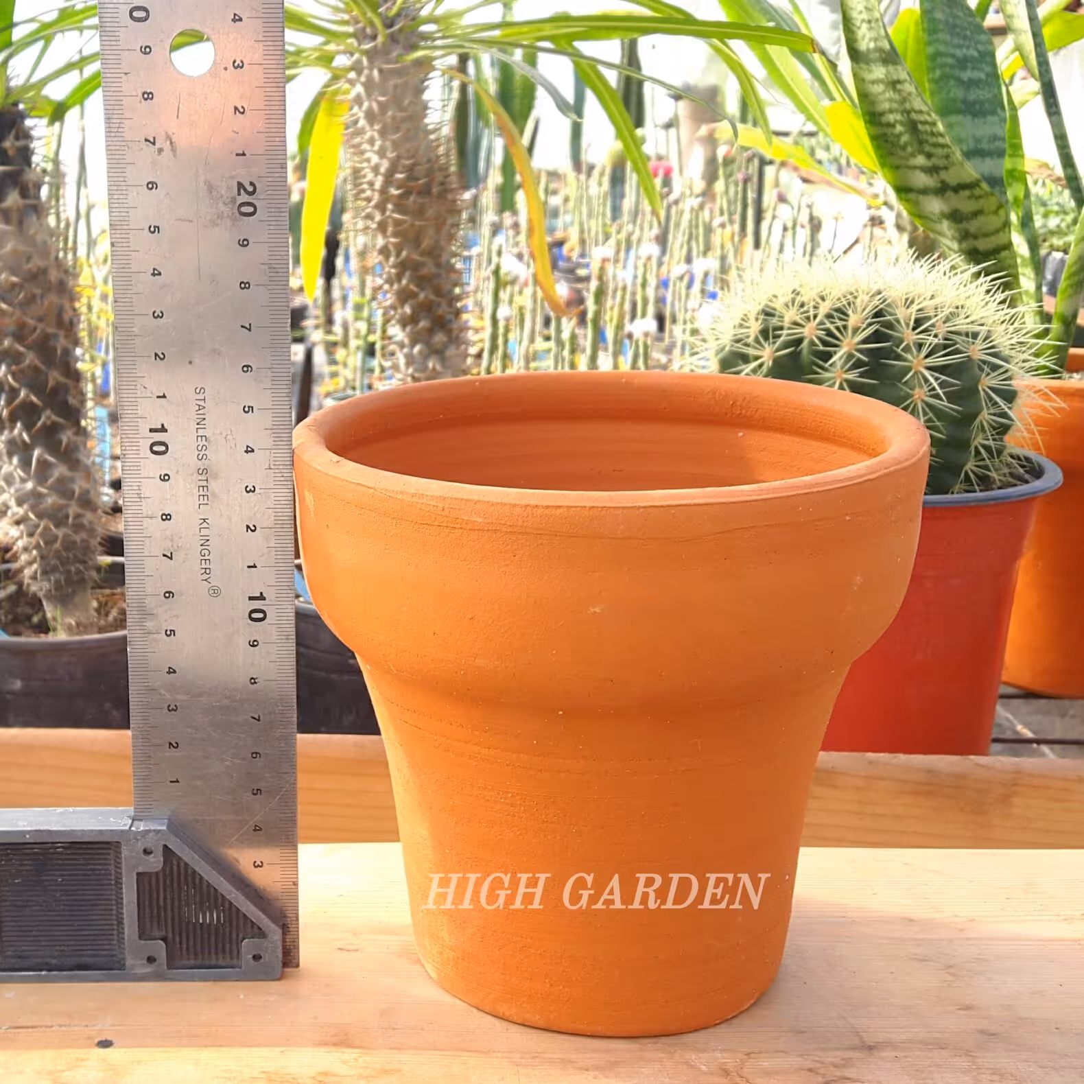 گلدان سفالی 14 سانتیمتر