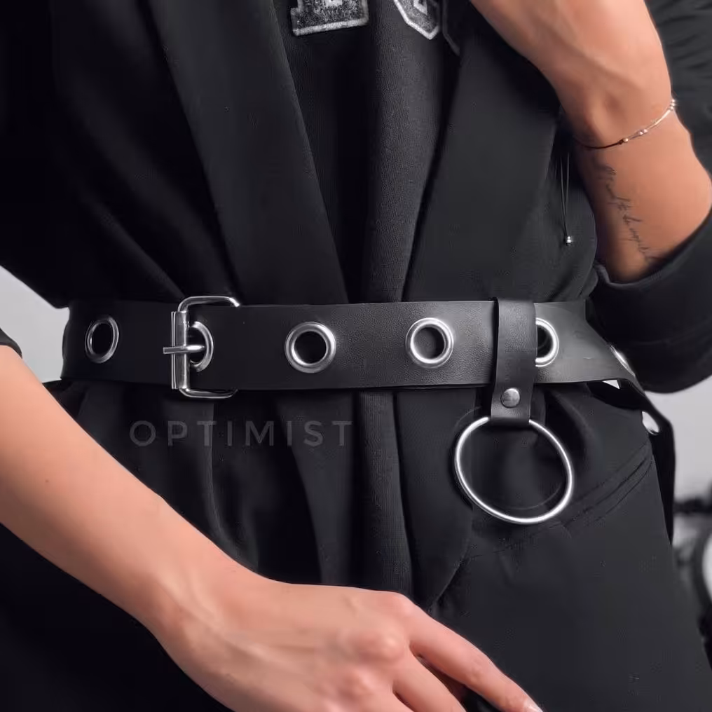 کمربند چرمی تک‌پانچ دارای حلقه آویز