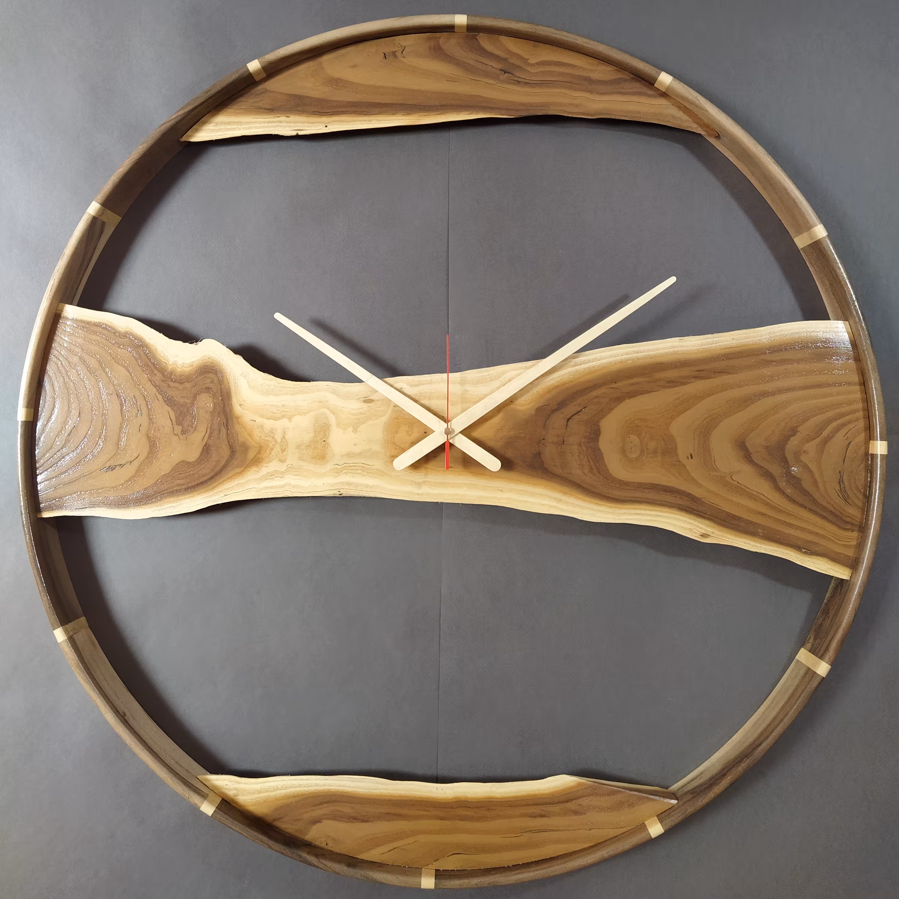 ساعت دیواری  چوبی روستیک قطر 80