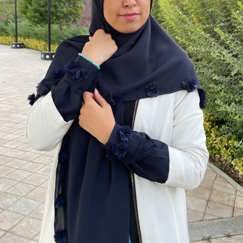 ست ساق و روسری طرح گل برجسته