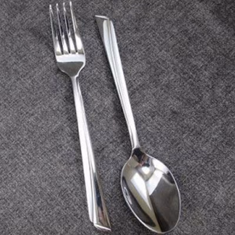 سرویس قاشق 12 پارچه یونیک طرح ناخنی آهنربا نگیر استیل 18/10