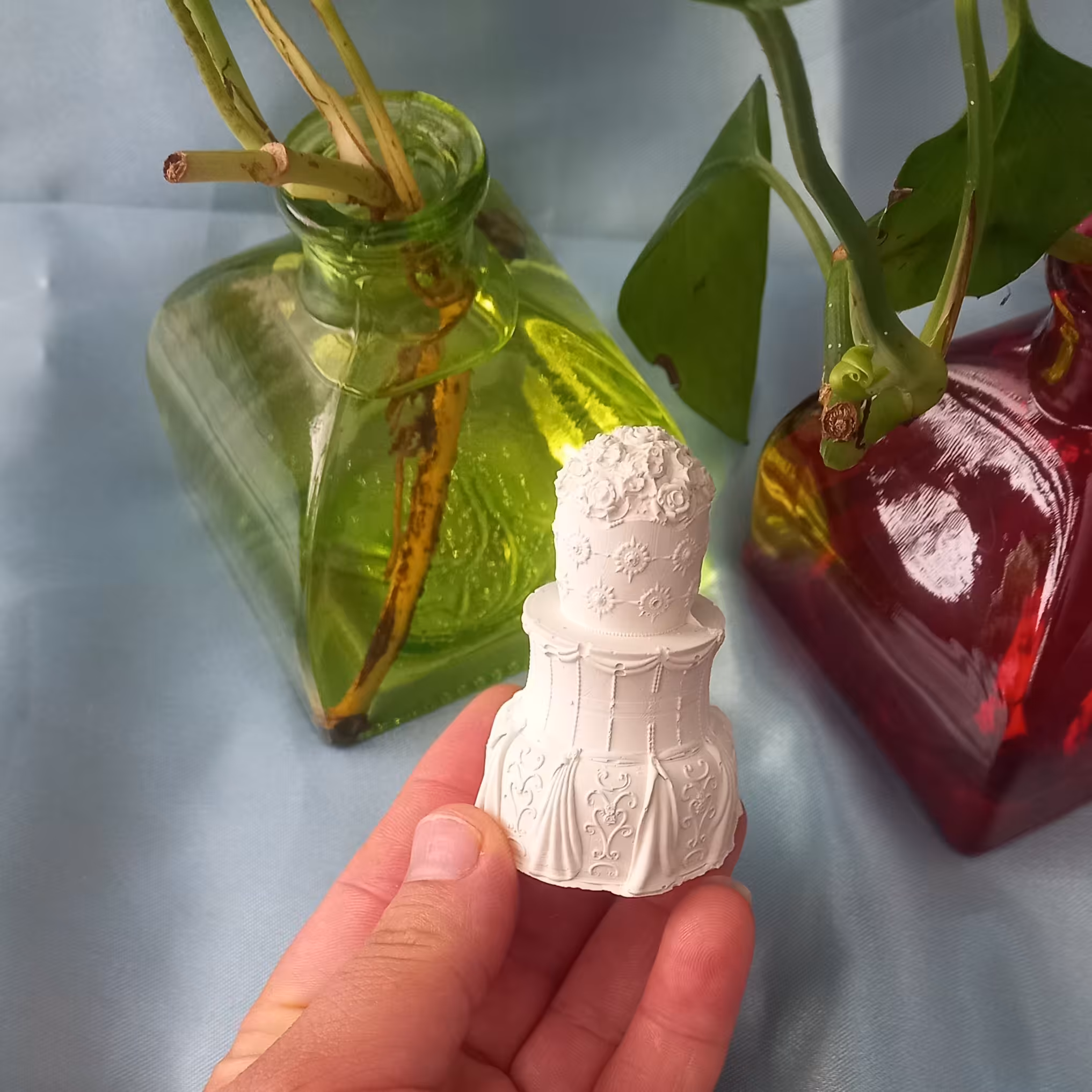 بیس خام طرح کیک سه طبقه مناسب گیفت عقد وعروسی (پس کرایه)