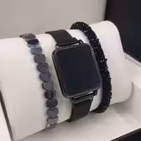 دو عدد دستبند حدید و سوارسکی