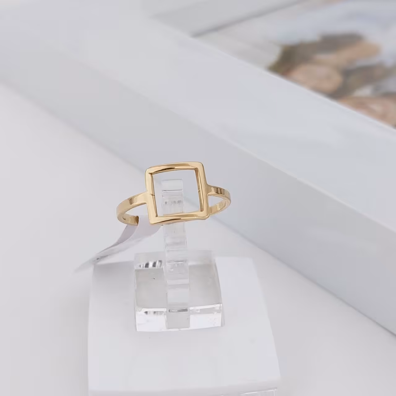 انگشتر مینیمال کد11041طرح طلا.استاینلس استیل.با آبکاری طلا.ضد حساسیت.رنگ ثابت.سایزبندی 6و7و8و9 موجوده