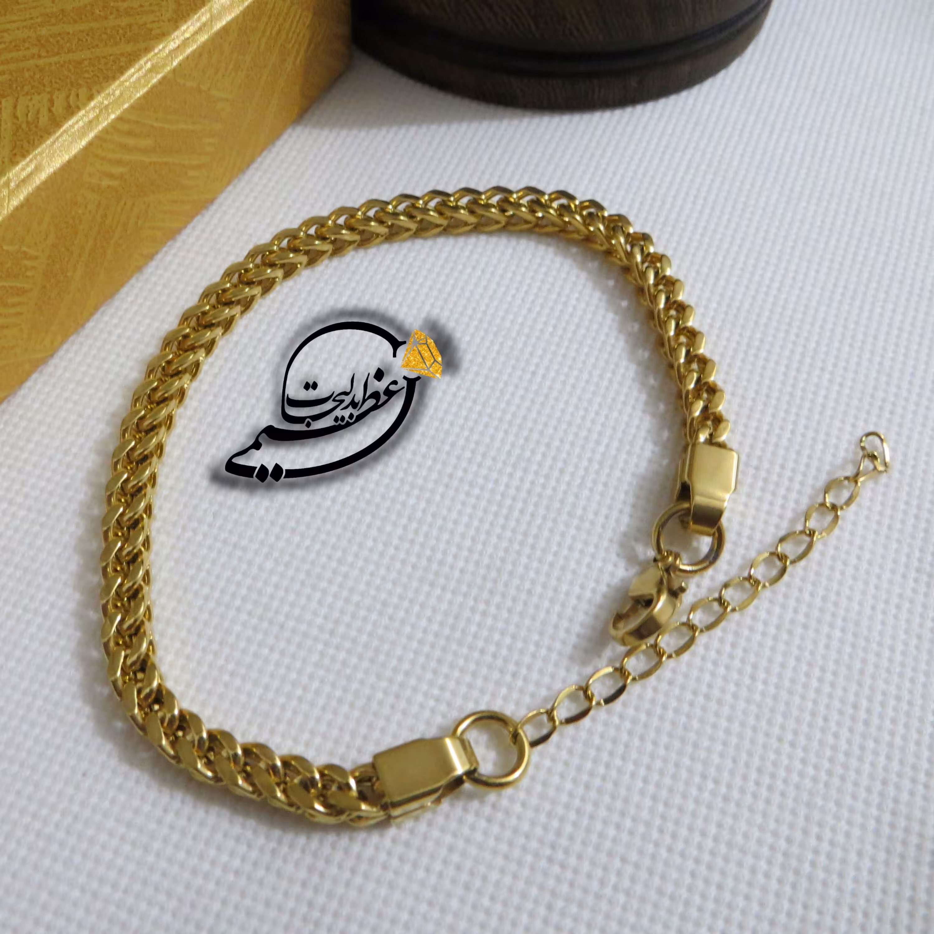 دستبند استیل درجه یک اسپرت طلایی رنگ کارتیر 3 بعدی