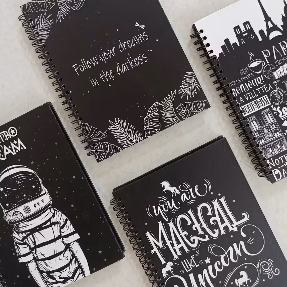 دفترسیاه برگ سیمی