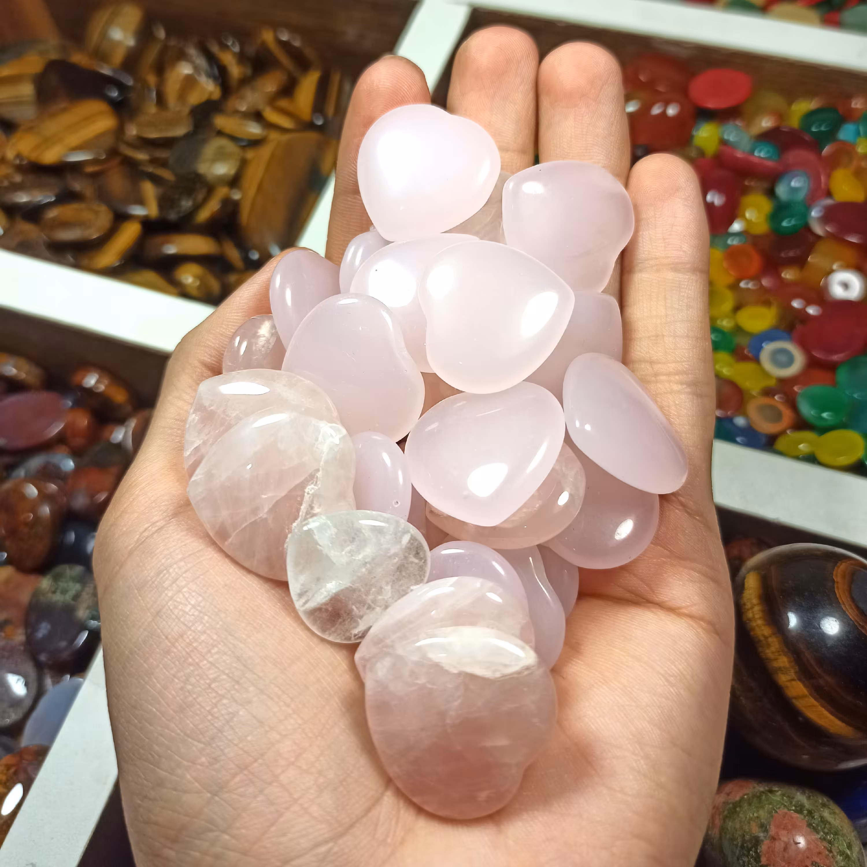 سنگ قلبی رز کوارزتر