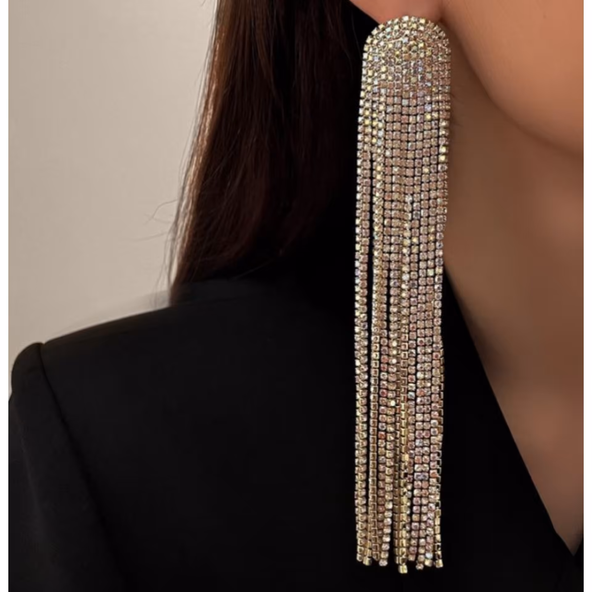 گوشواره آبشاری  مستطیل نگین کریستال براق مجلسی نقره ای رنگ 