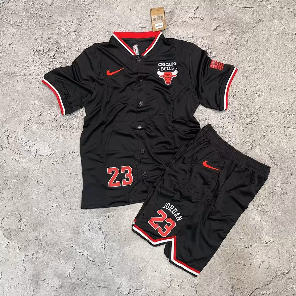 ست بیسبالی شیکاگو بولز  اورجینال وارداتی رنگ مشکی فروشگاه لباس ورزشی وبدنسازی کاراکواسپرت