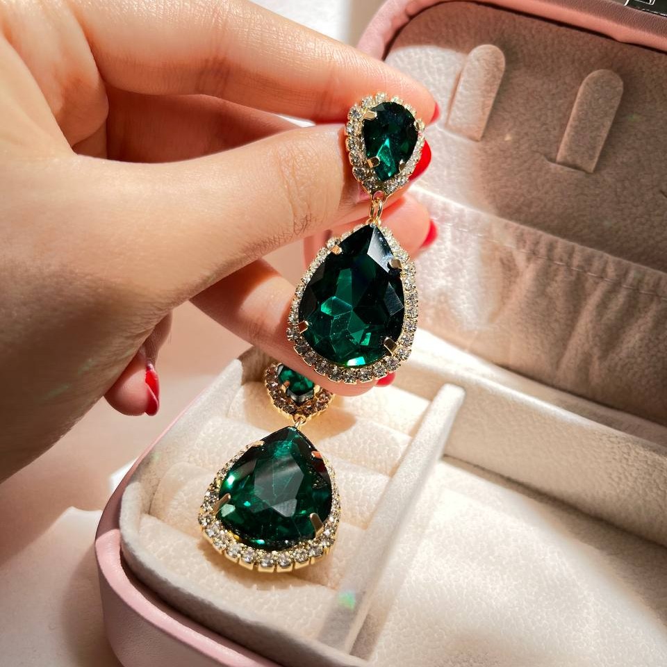 گوشواره جواهری