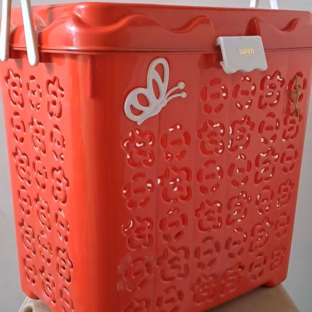 سبد پیک نیک  قرمز رنگ با اندازه 40.28.40