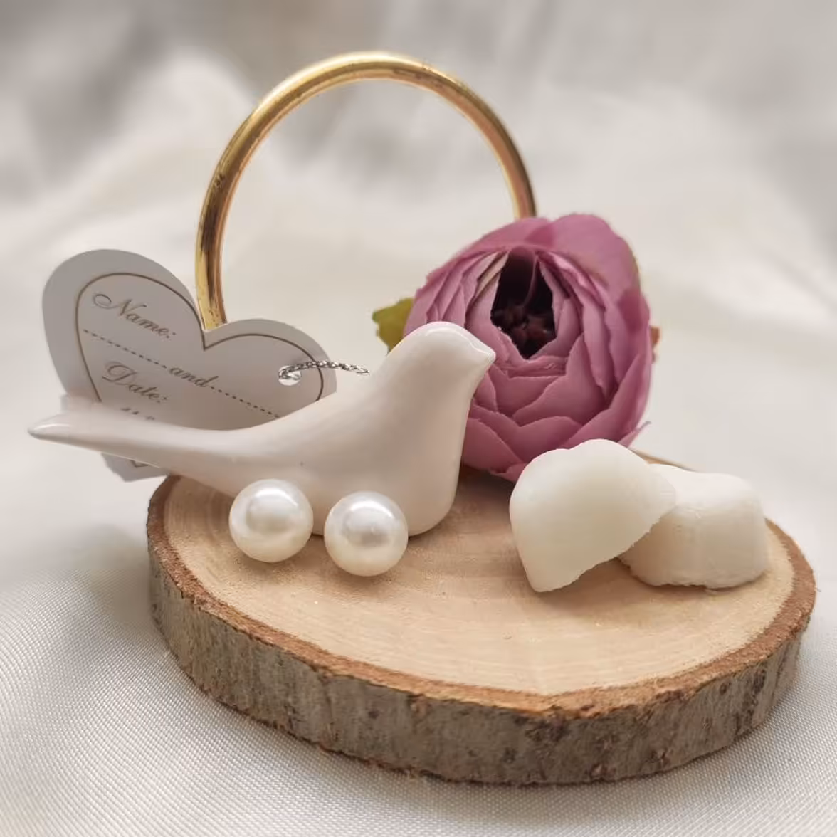 گیفت عروسی پرنده و حلقه طلایی