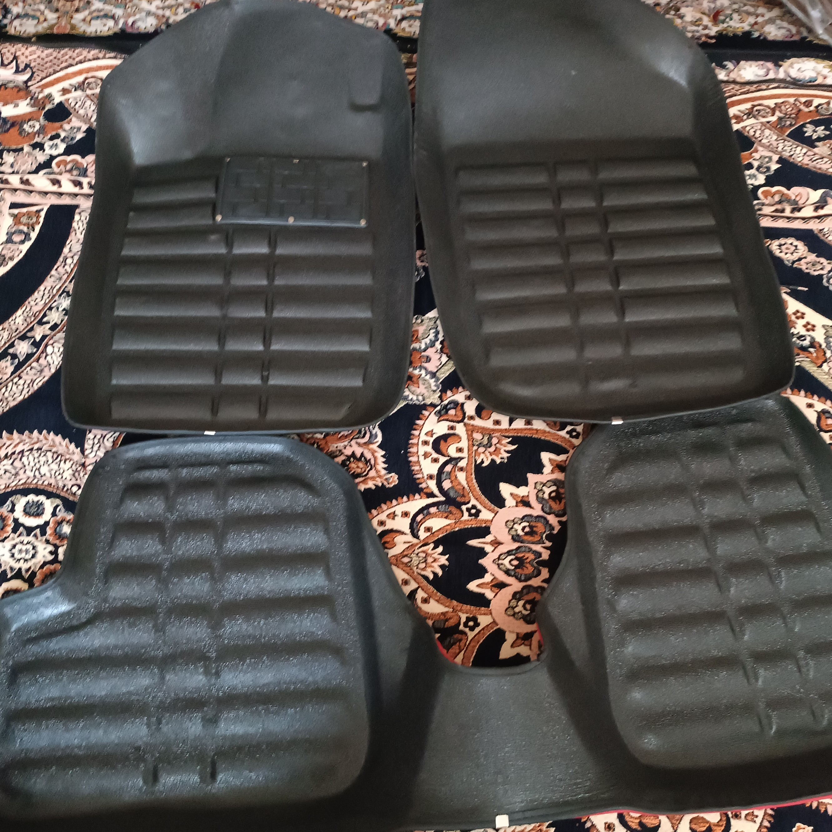 ست کامل کفپوش سه بعدی خودرو 207 چرمی پشت نمدی با کیفیت عالی باضمانت 
