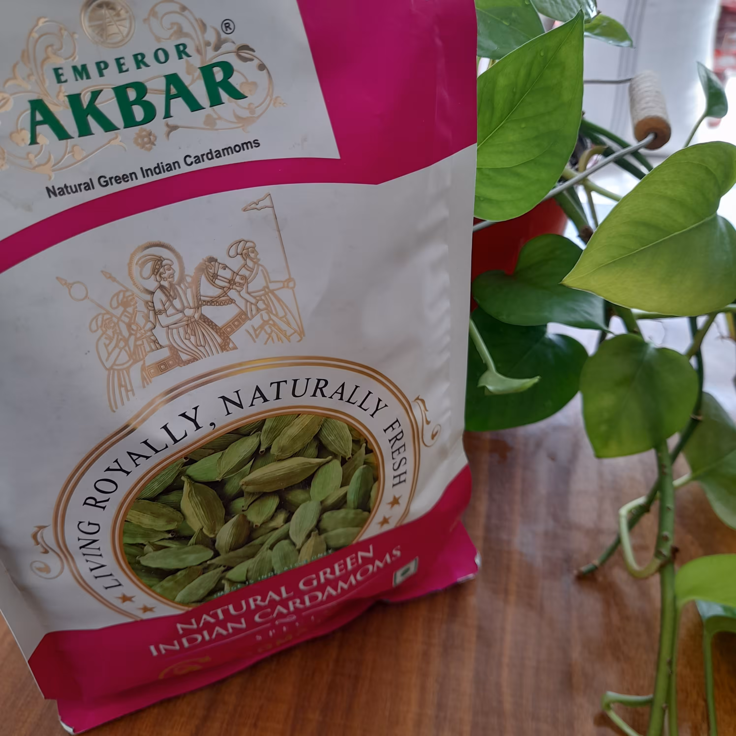 هل اکبر بنفش معطر و درجه یک (50 گرم)