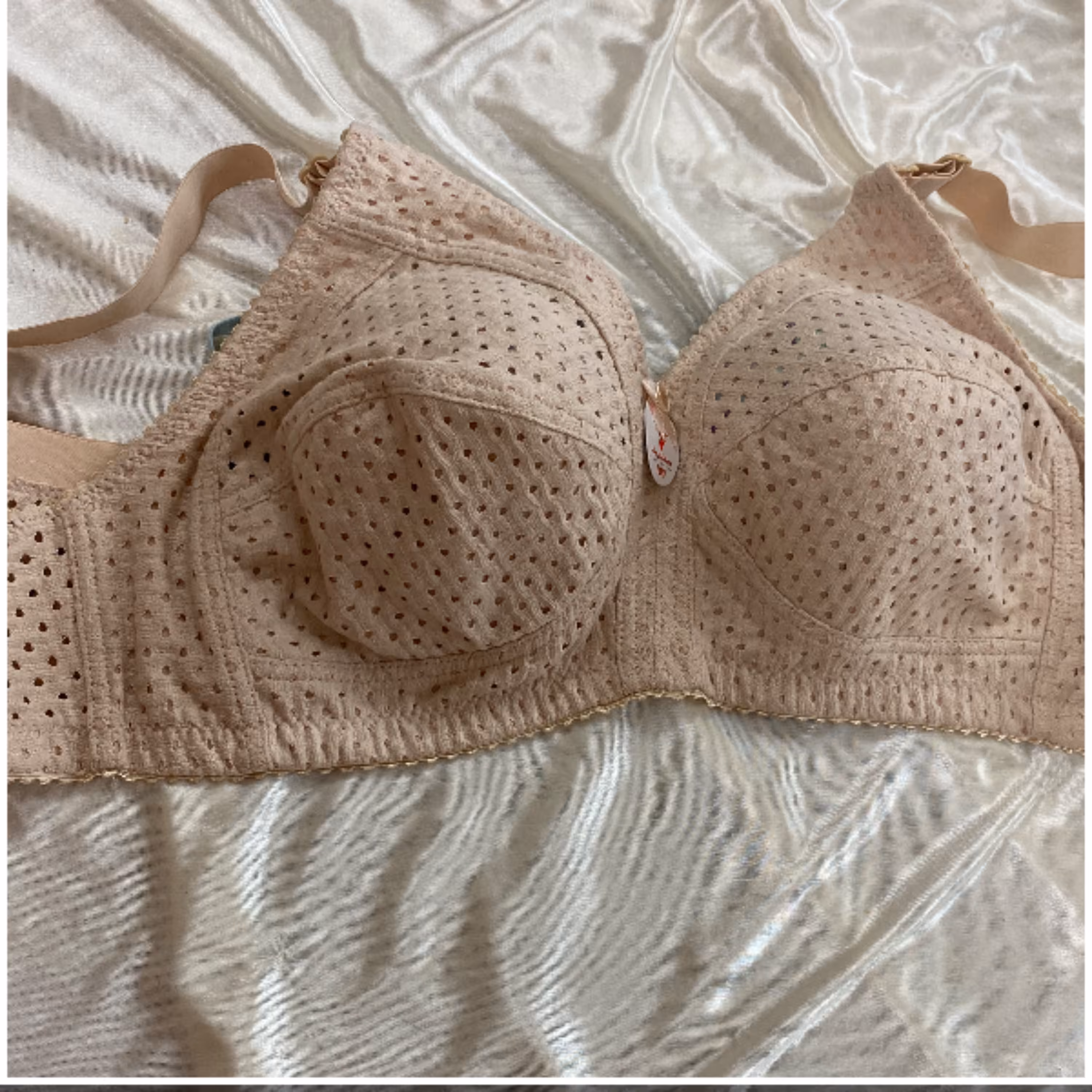 سوتین سوزنی سایزبزرگ