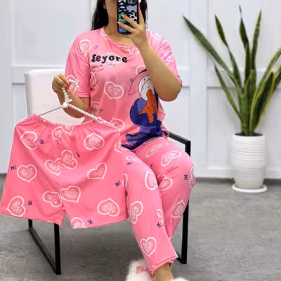 سه تیکه تیشرت وشلوار طرح دار راحتی