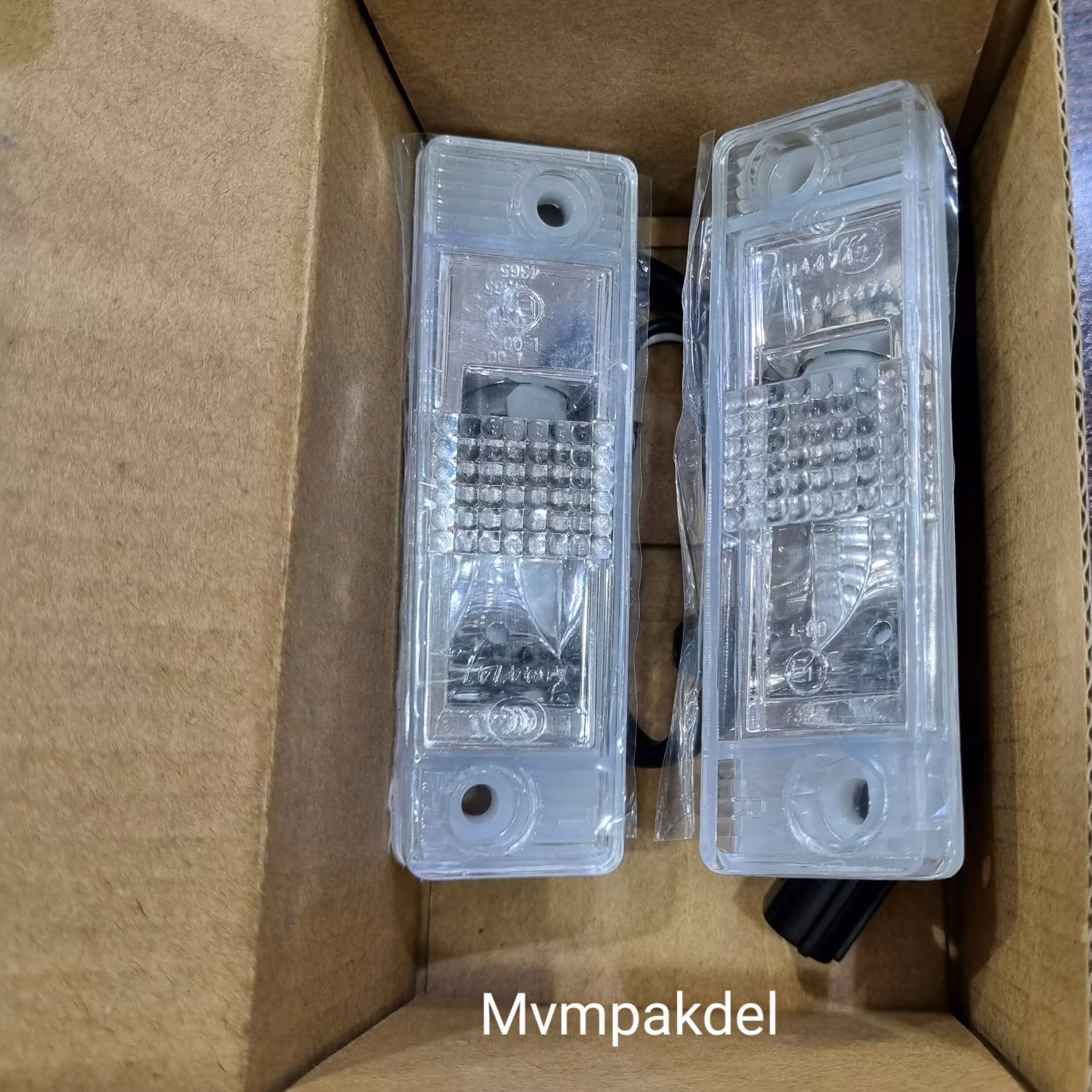 چراغ پلاک ام وی امx33s اصلی شرکتی مدیران خودرو