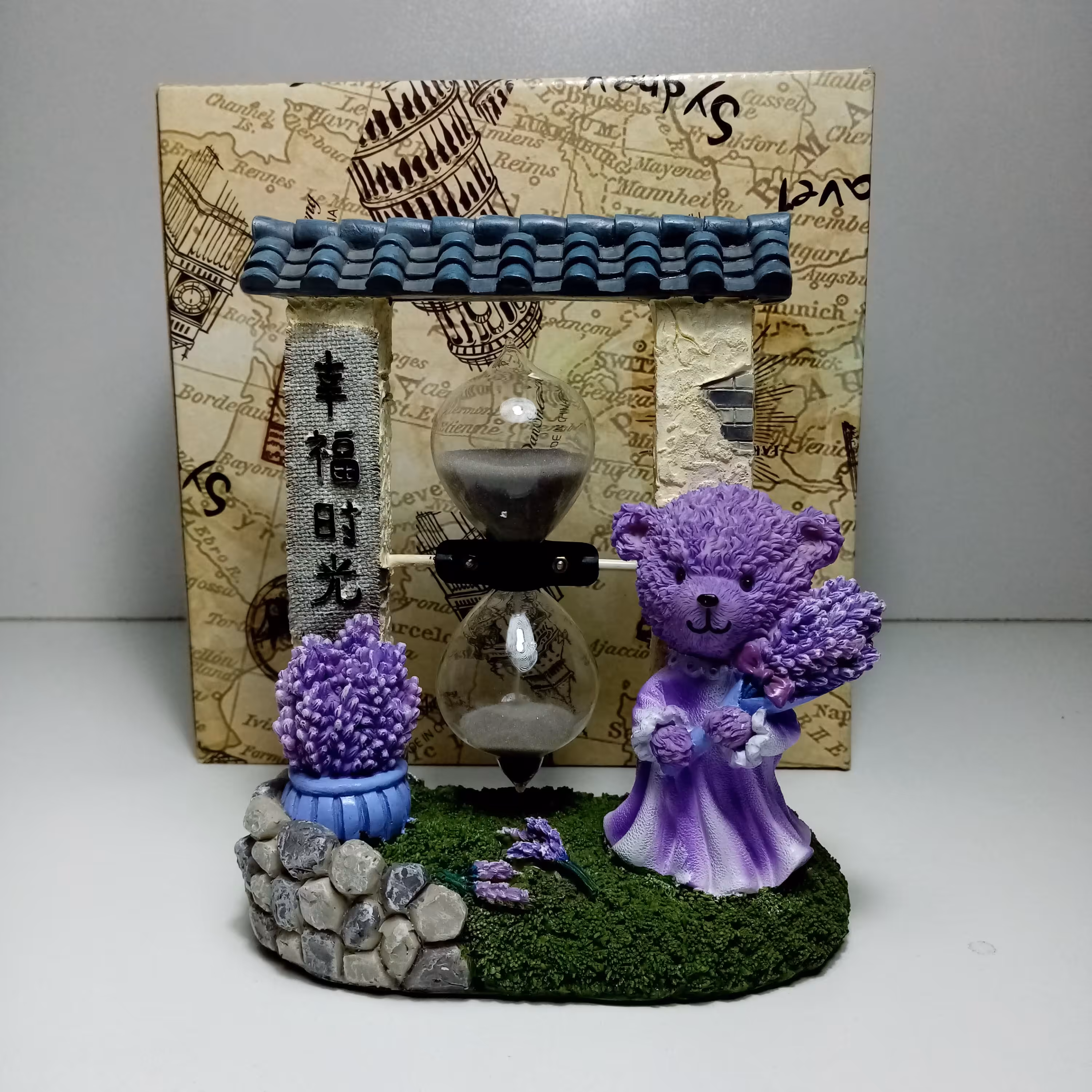 ساعت شنی مجسمه دار خرسی