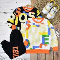 بلوزشلوارحروف اسپرت پسرانه ودخترانه.رنگبندی سفید ،مشکی،سایزبندی 45 تا60