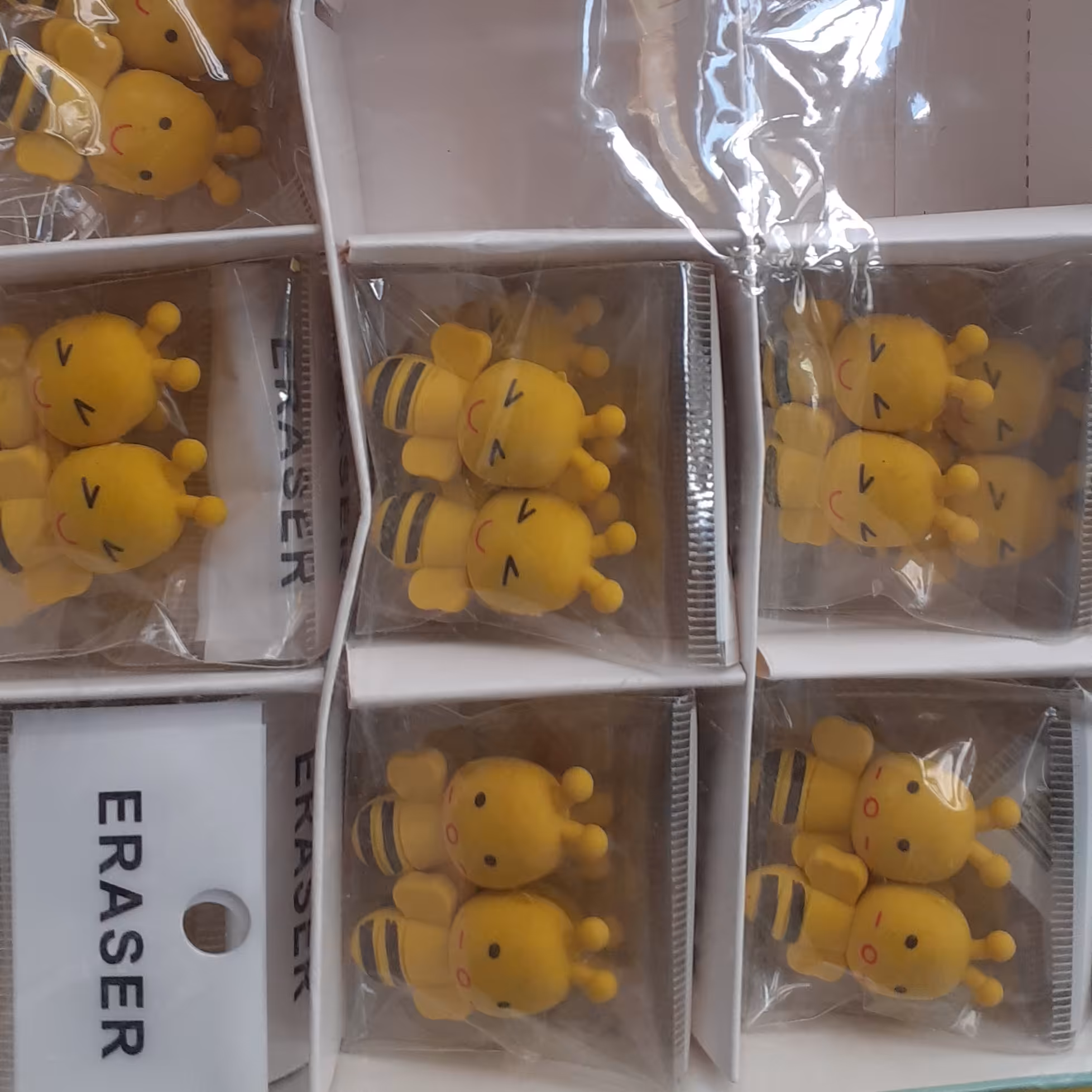 پاک‌کن فانتزی طرح زنبور