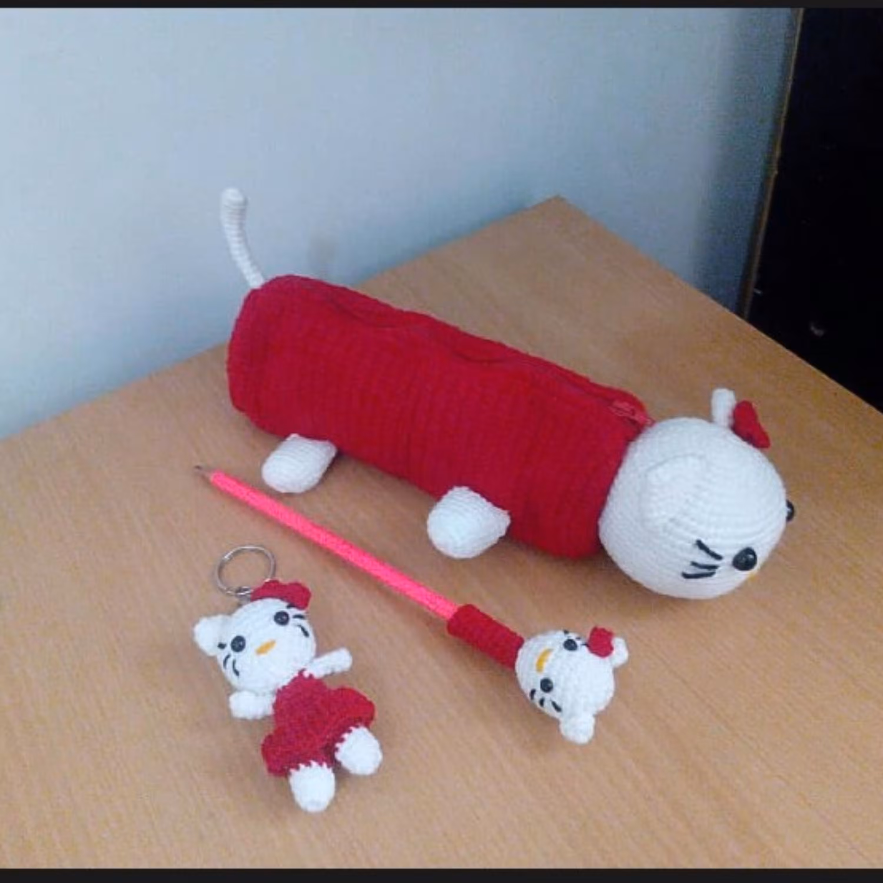 ست جامدادی بافتنی