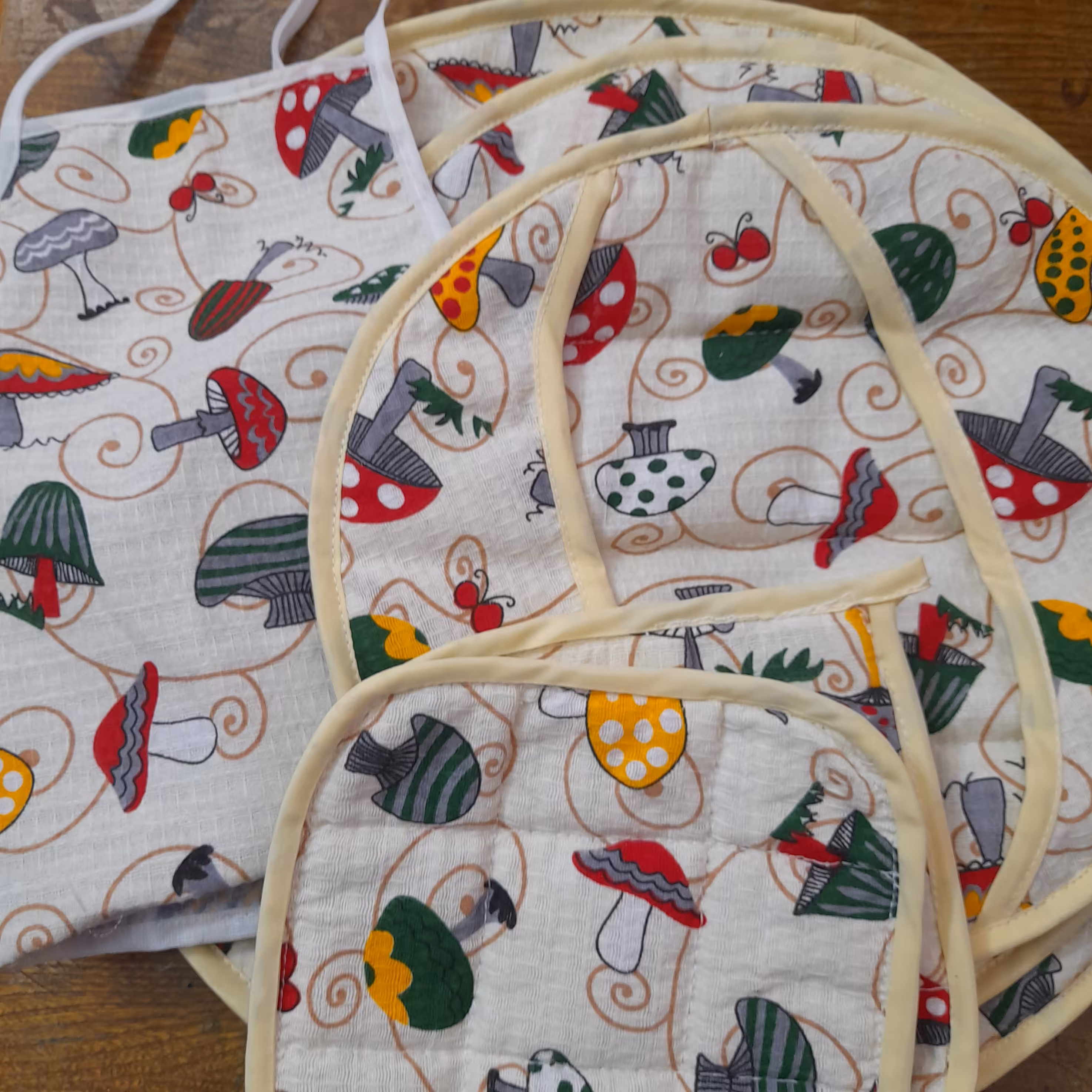 ست دمکنی وپیشبندودستگیره