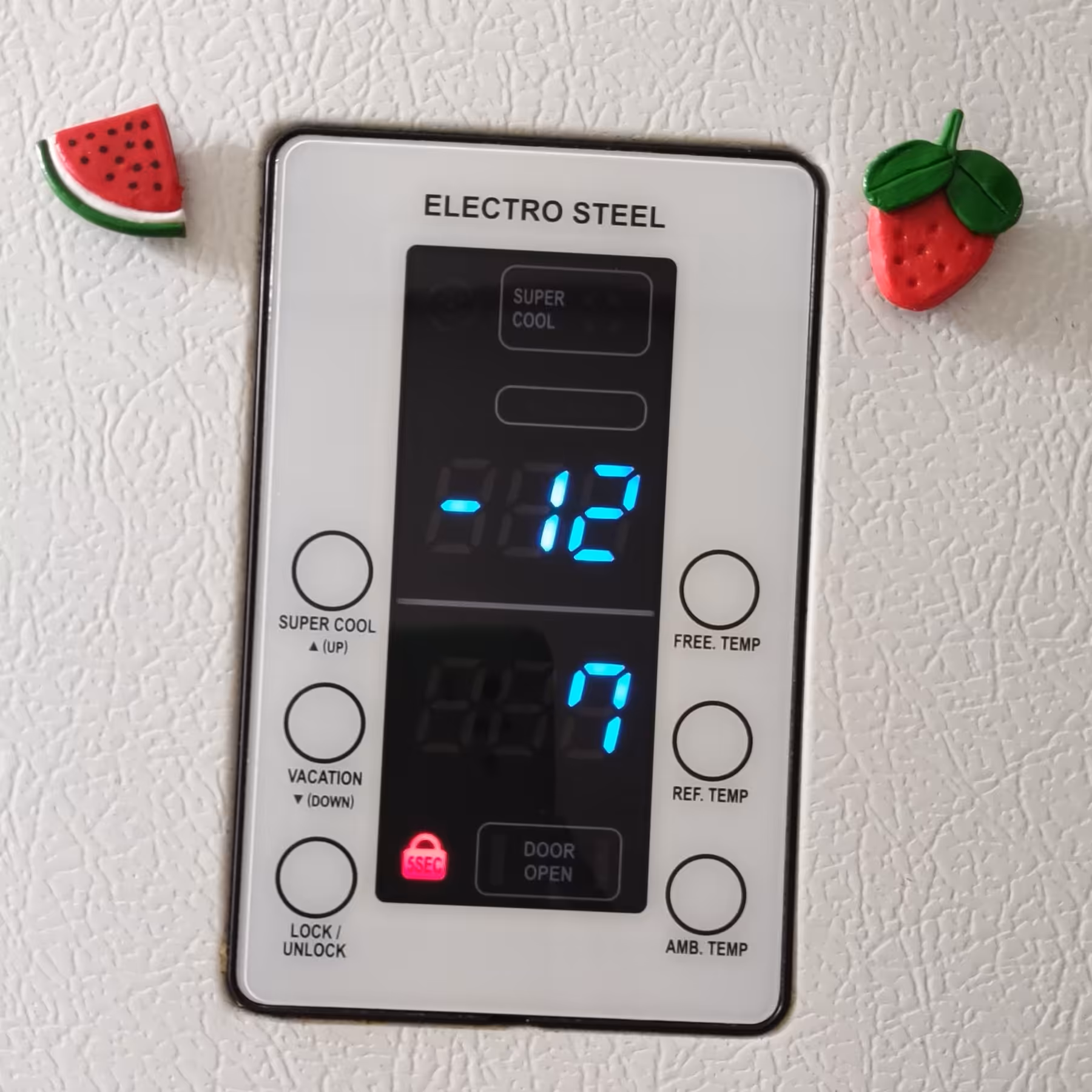 مگنت یخچال خمیری و ضدآب