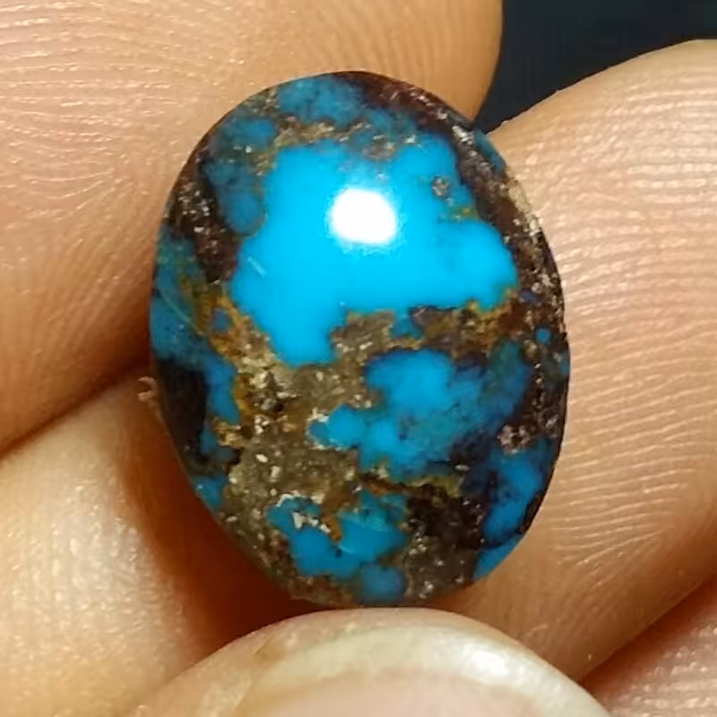 نگین فیروزه اصل نیشابور تراش بیضی بسیار خوش رنگ و زیبا کد 10909