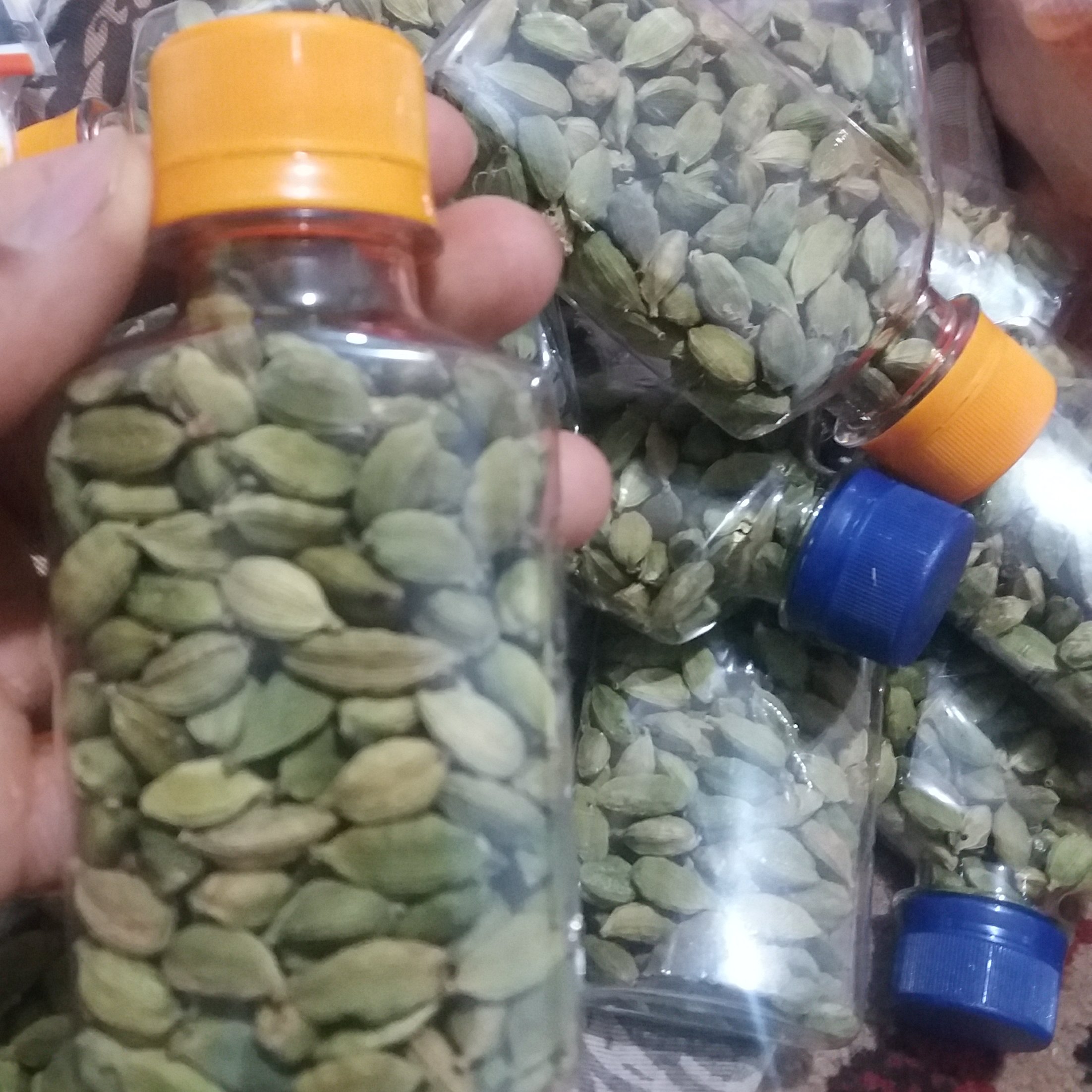 هل اکبر بنفش بطری بزرگ