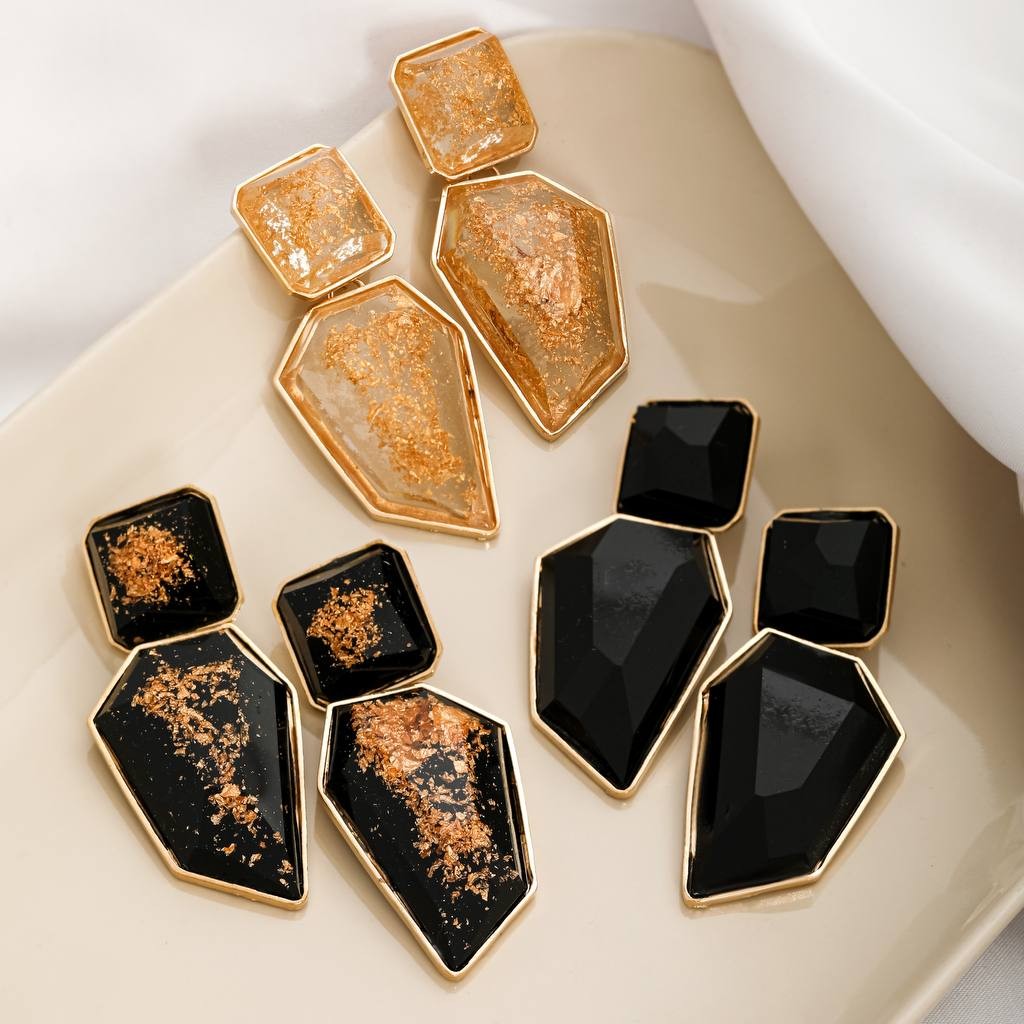گوشواره مجلسی زنانه ی خاص و شیک(استیل و ضدحساسیت)
