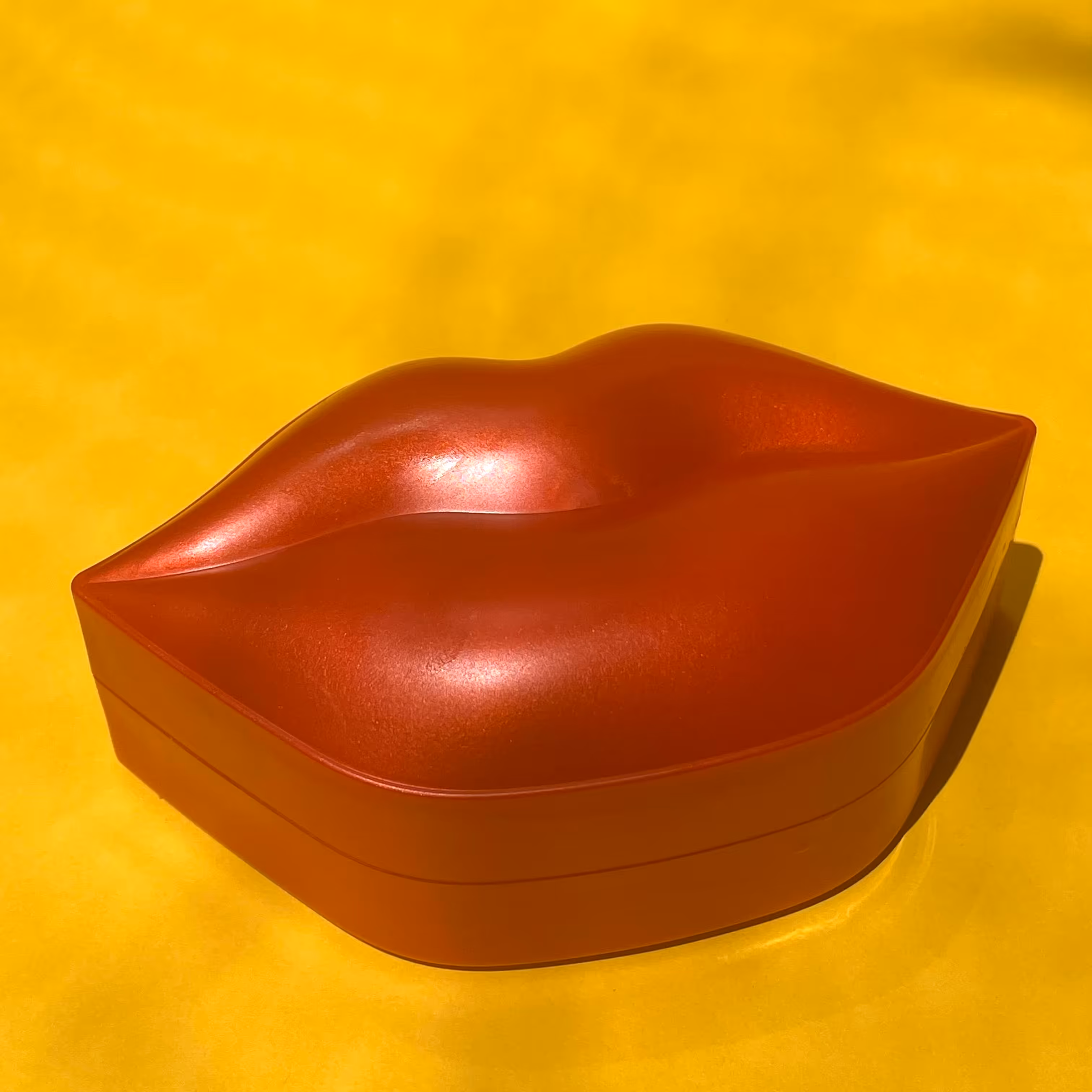 پچ لب زوزو مراقبت از پوست شبنم