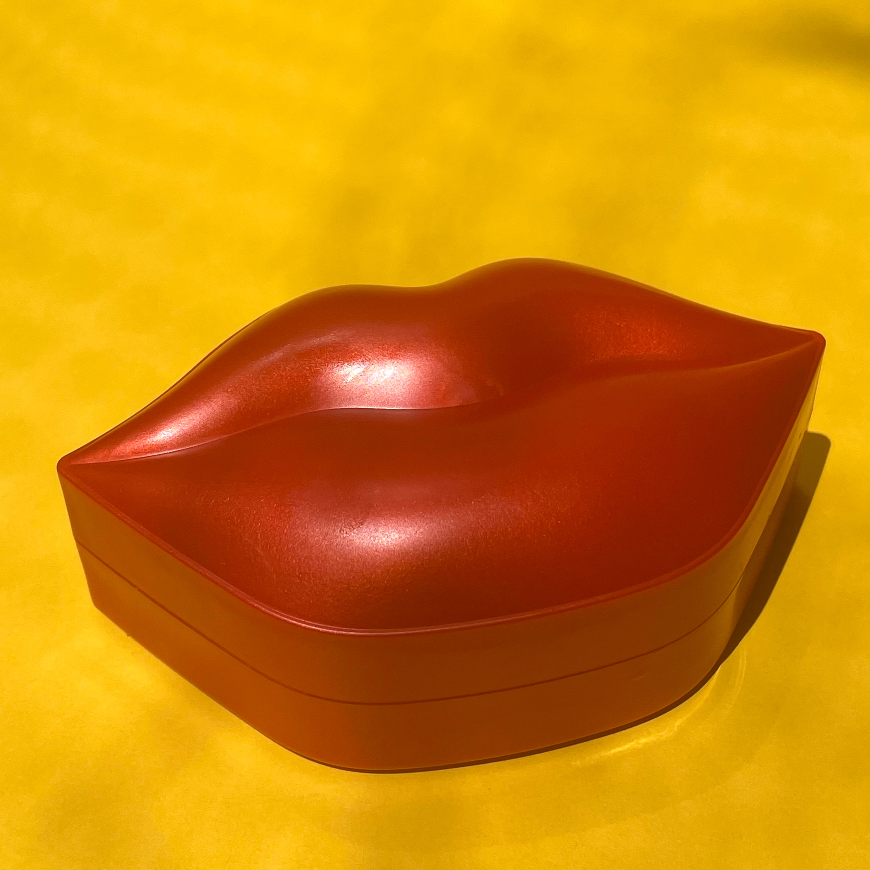 پچ لب زوزو مراقبت از پوست شبنم