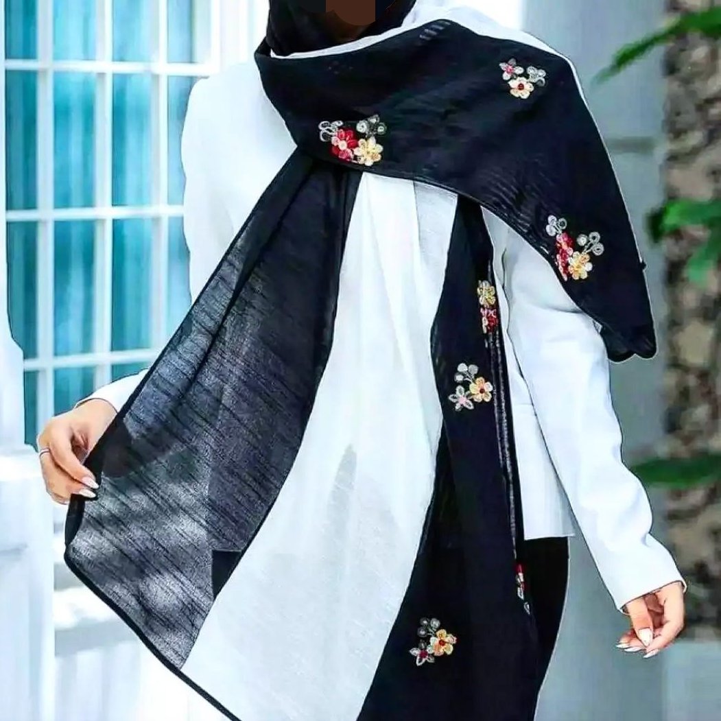 شال مزونی 3 تیکه منگوله دار اعلا ابعاد  75 200 جنس نخ اسلپ