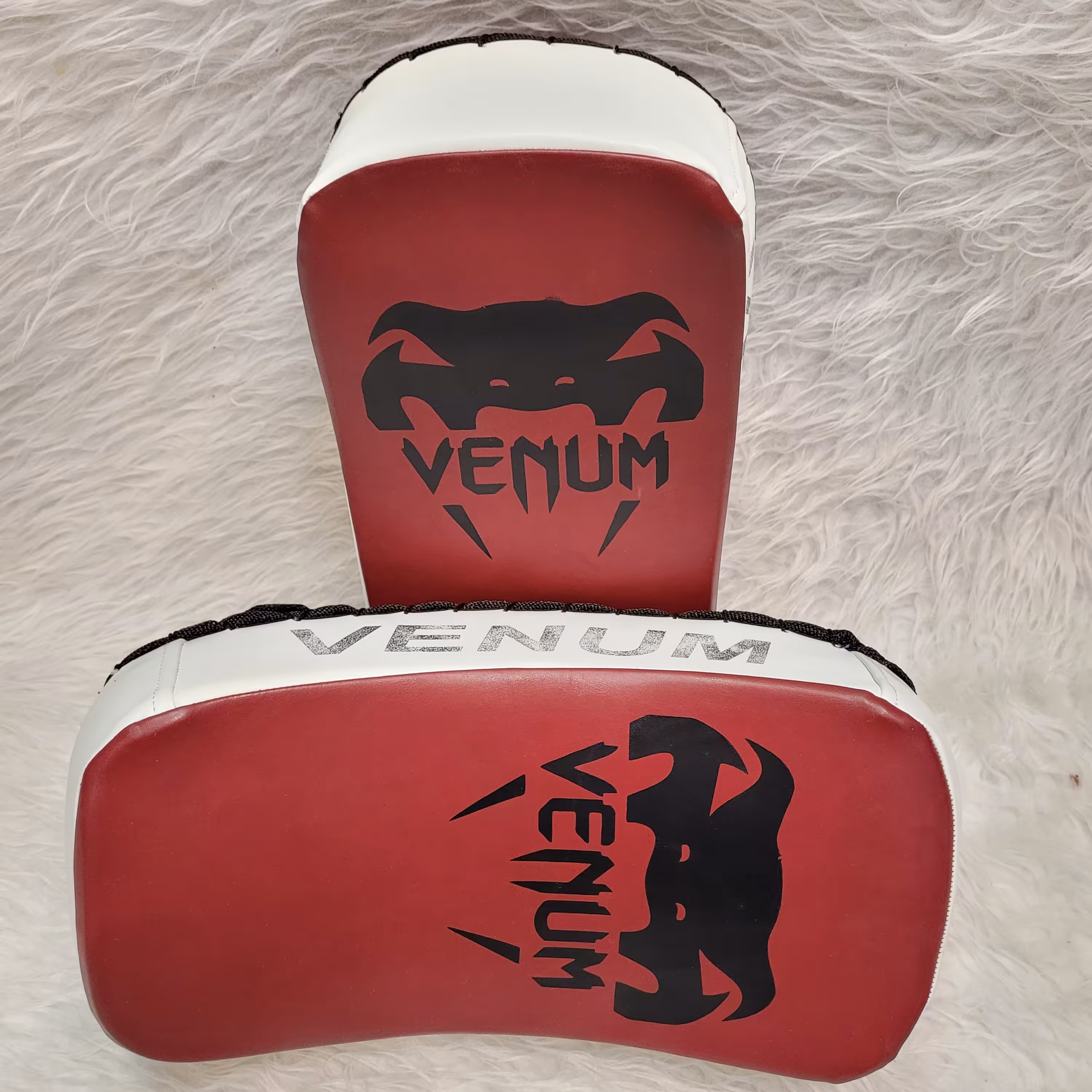 میت سامبک VENUM 