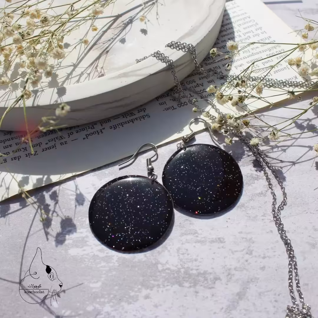 گوشواره آویزی طرح  ستاره مشکی