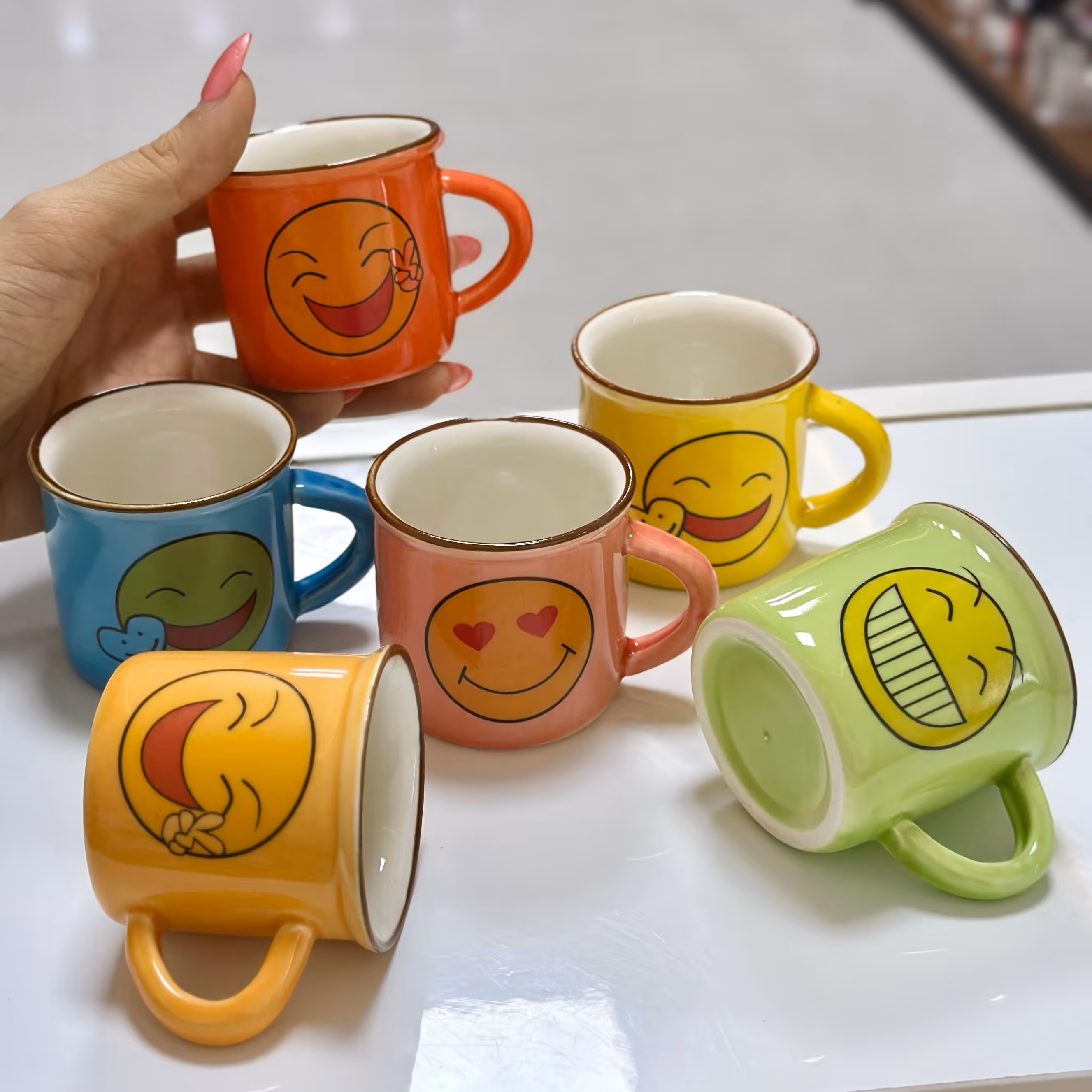 شات شش عددی قهوه