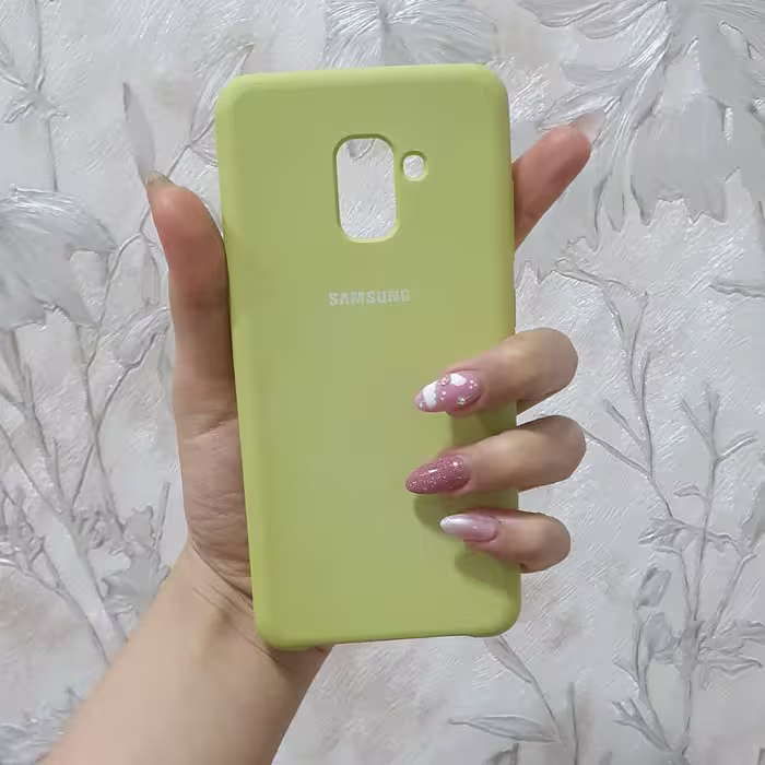 قاب گوشی گلکسی a8 plus سیلیکونی و طرح چرم