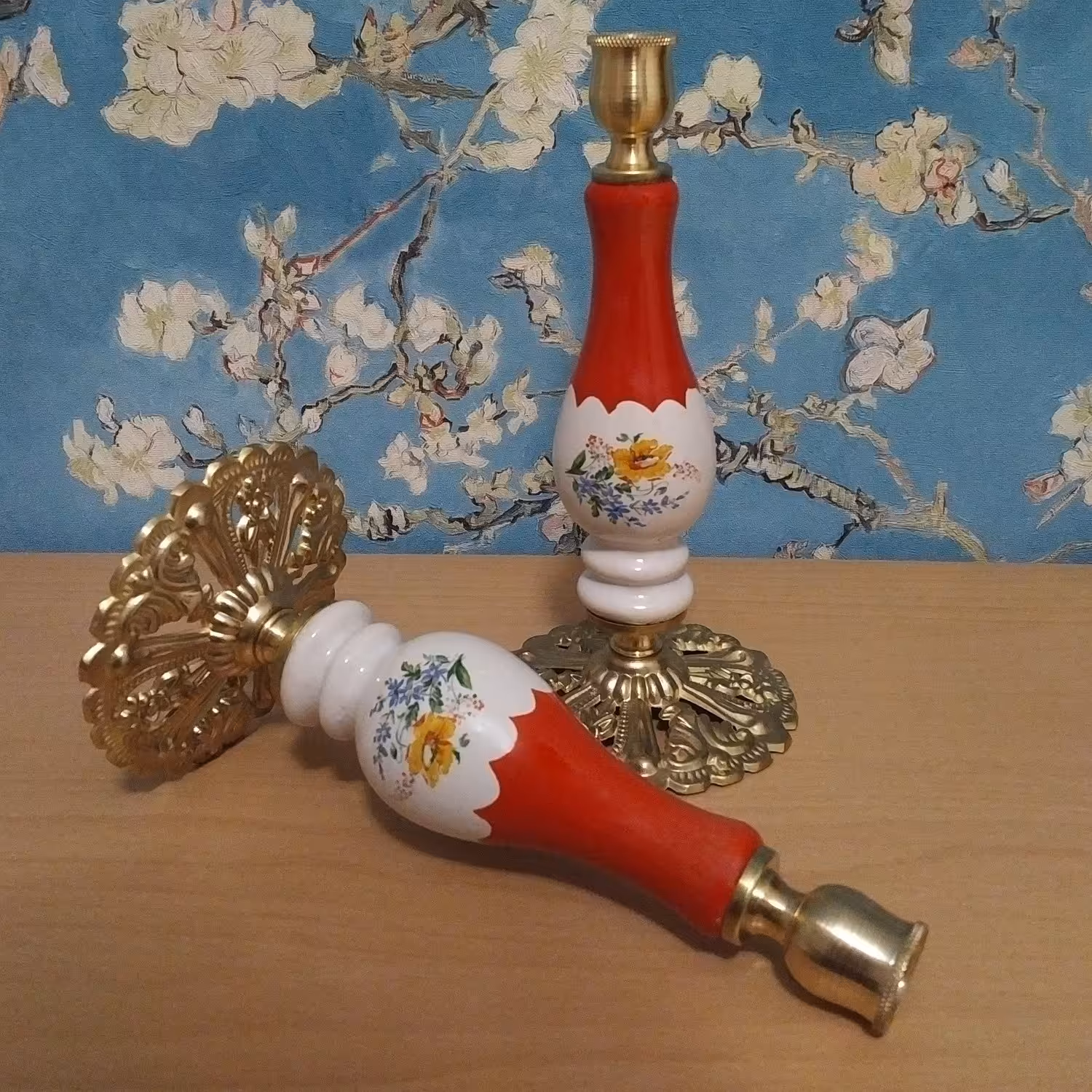 شمعدان رومیزی مدل الفا ایتالیا رنگ قرمز ( دکوراتیو - زینتی )