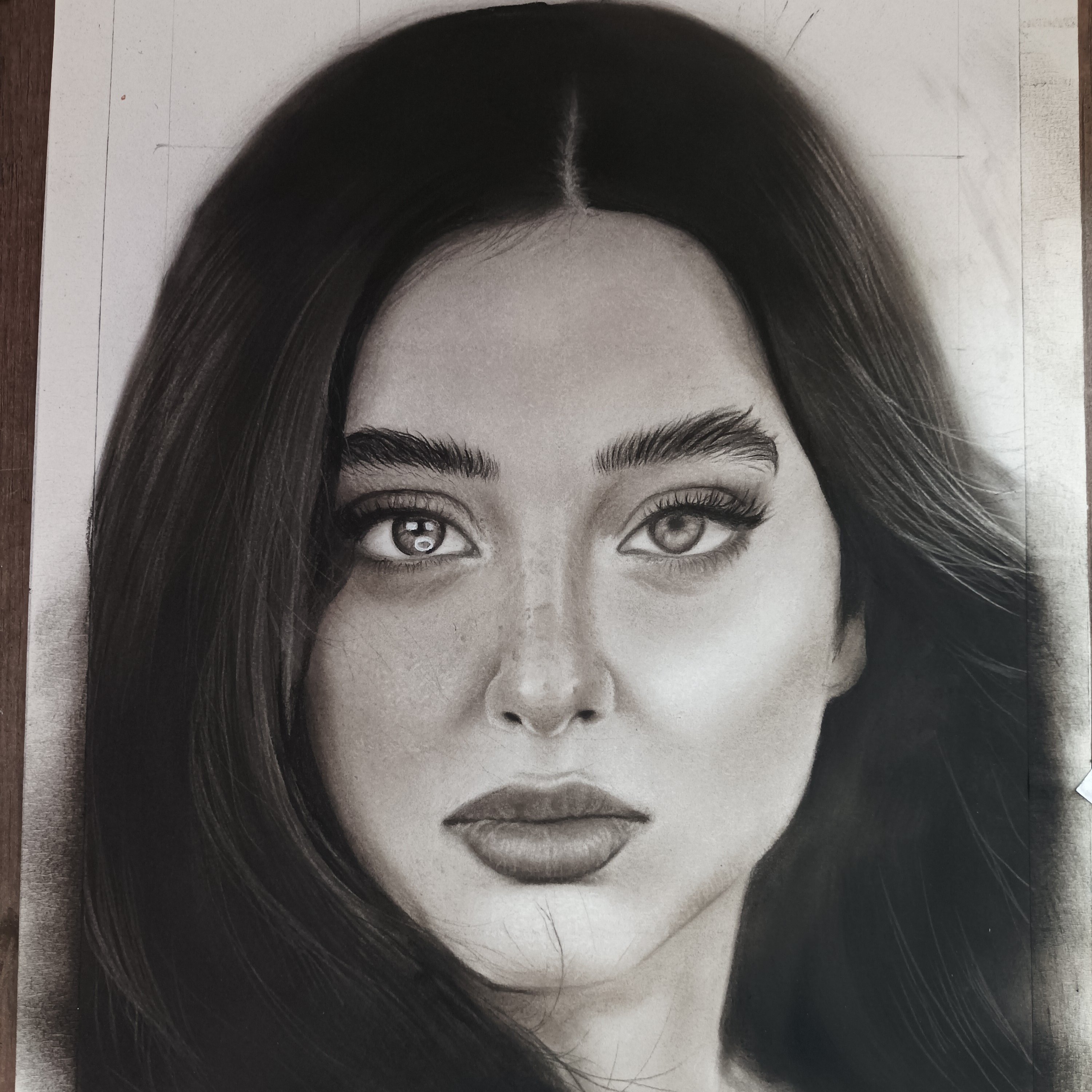 نقاشی چهره سیاه قلم