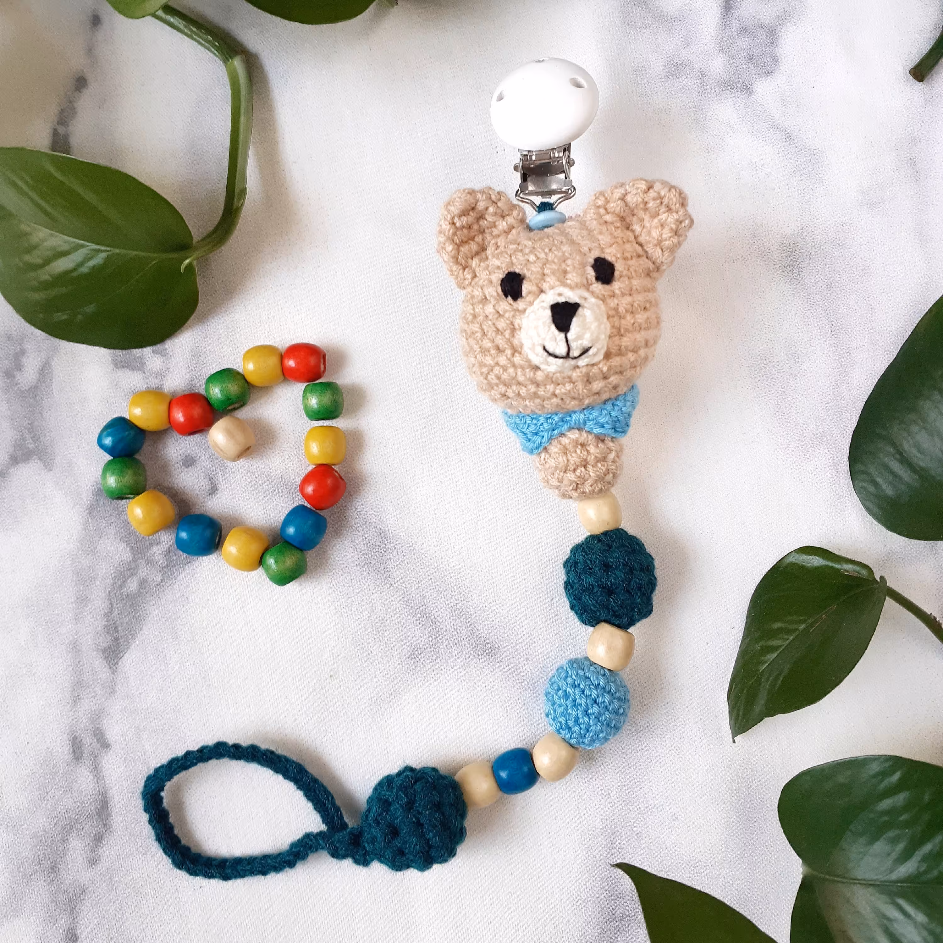 بند پستونک خرسی دست بافت سیسمونی نوزاد