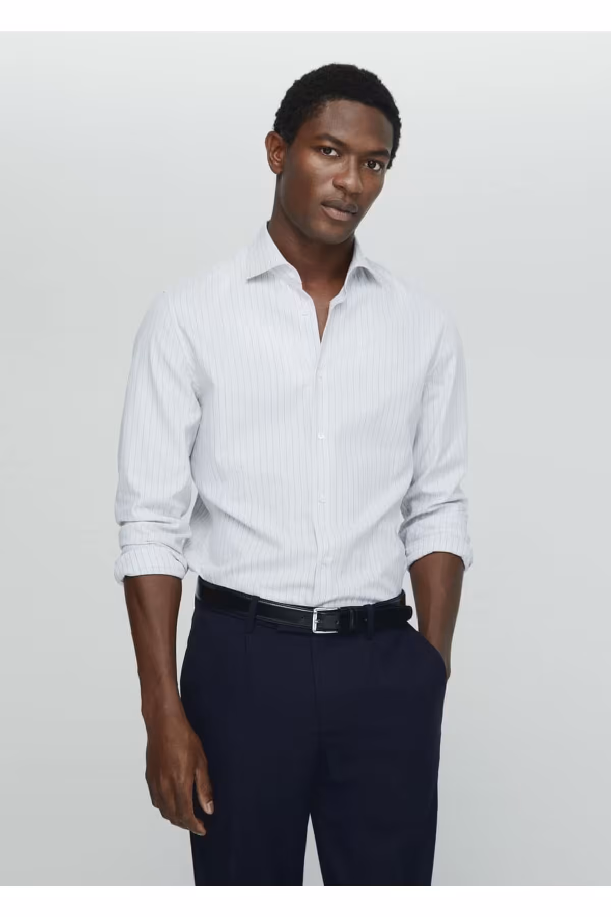 پیراهن / بلوز دکمه دار خاکستری مردانه قالب راه باریک اورجینال MANGO Man