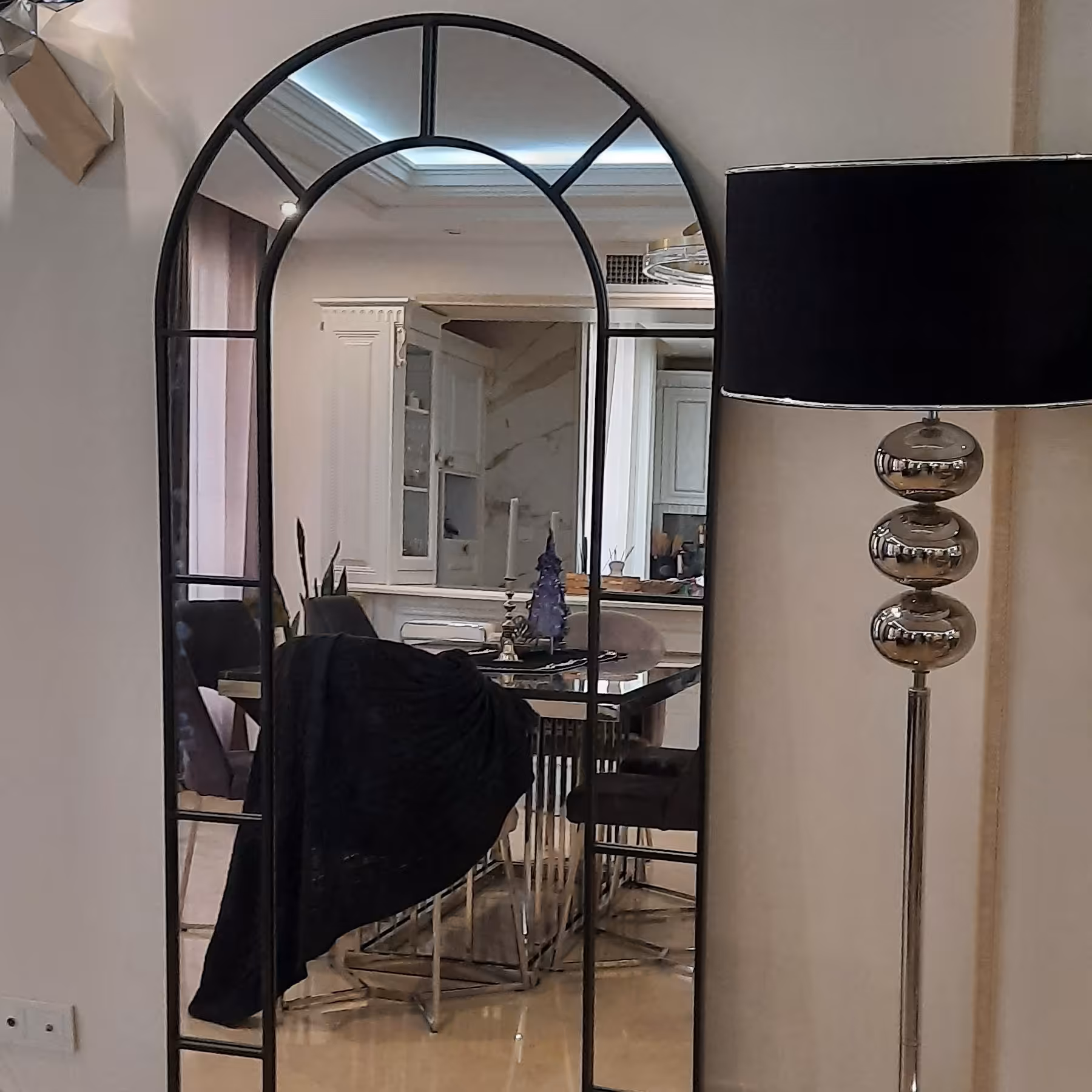 آینه قدی پنجره ای قاب دار 180 در 80