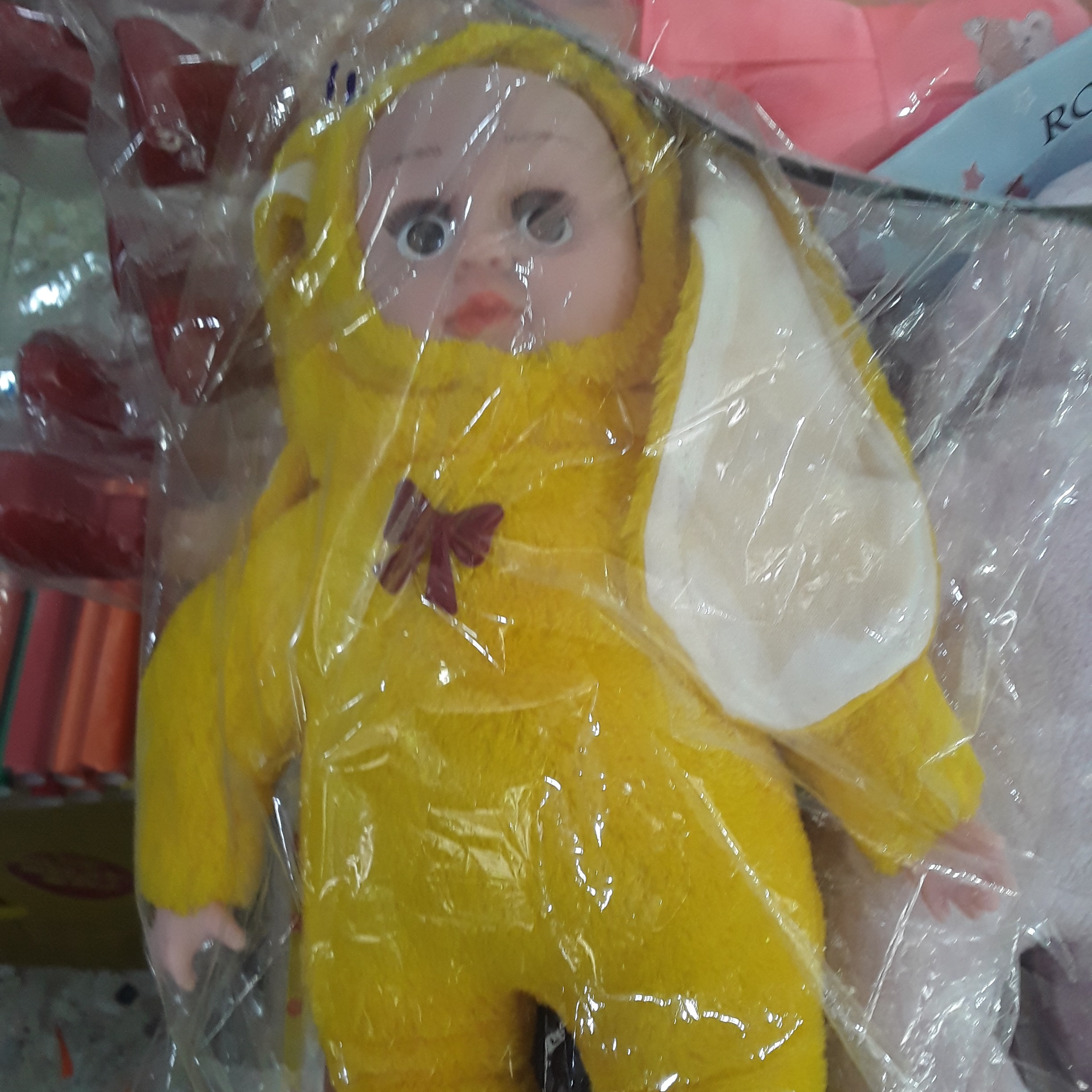 عروسک گوش دراز خرگوشی دارای لباس یکسره کرکی و نرم
