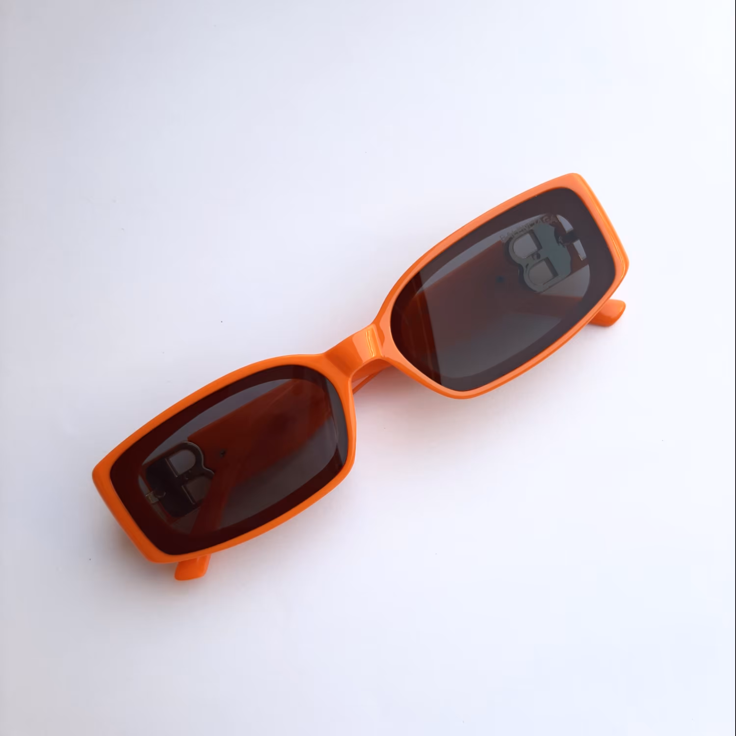 عینک آفتابی بالنسیاگا