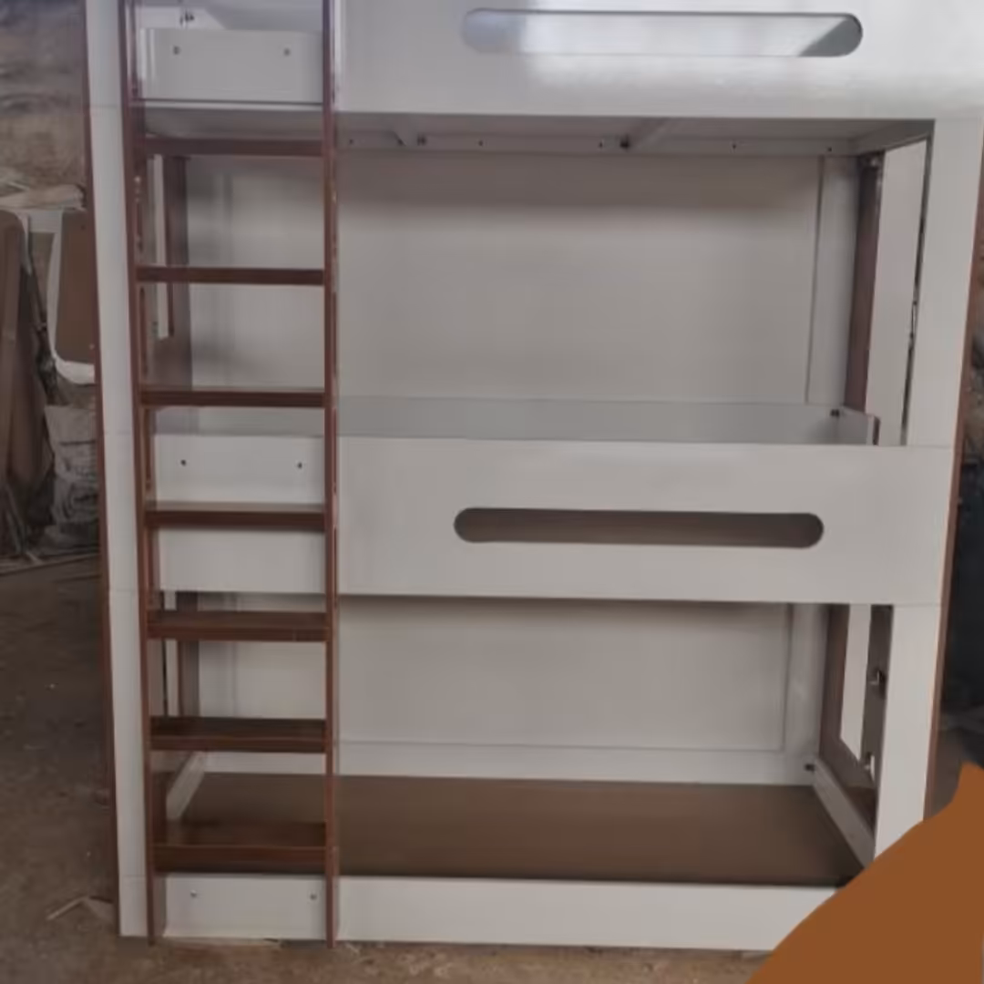 تخت سه طبقه